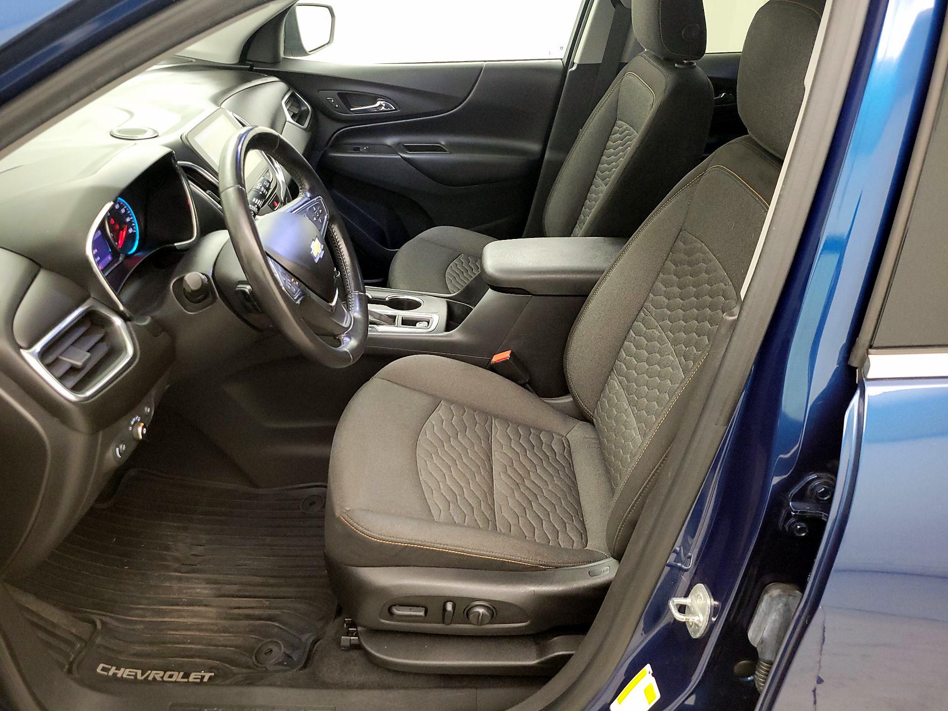Thumbnail: 2020 Chevrolet Equinox - 11