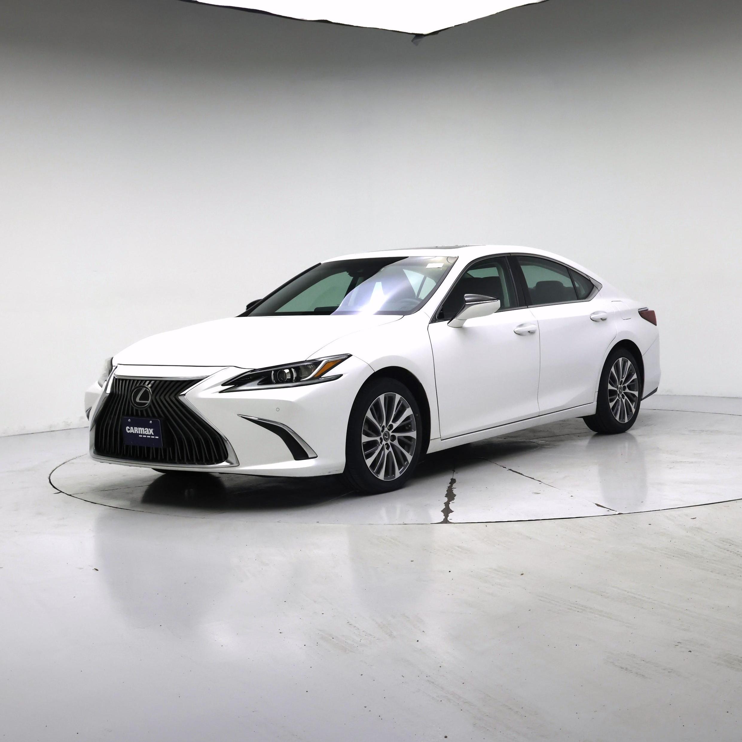 Thumbnail: 2020 Lexus ES - 4
