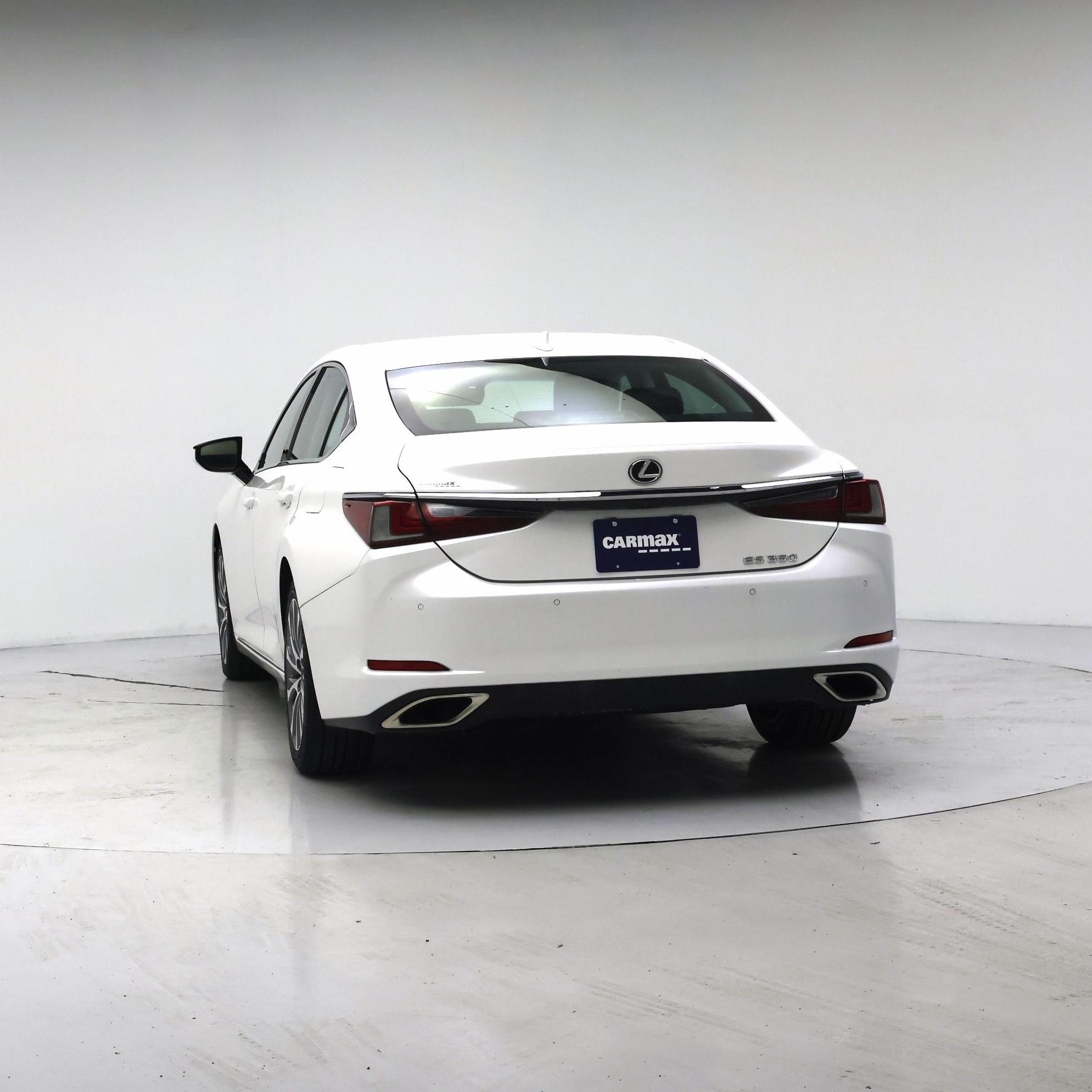 Thumbnail: 2020 Lexus ES - 6