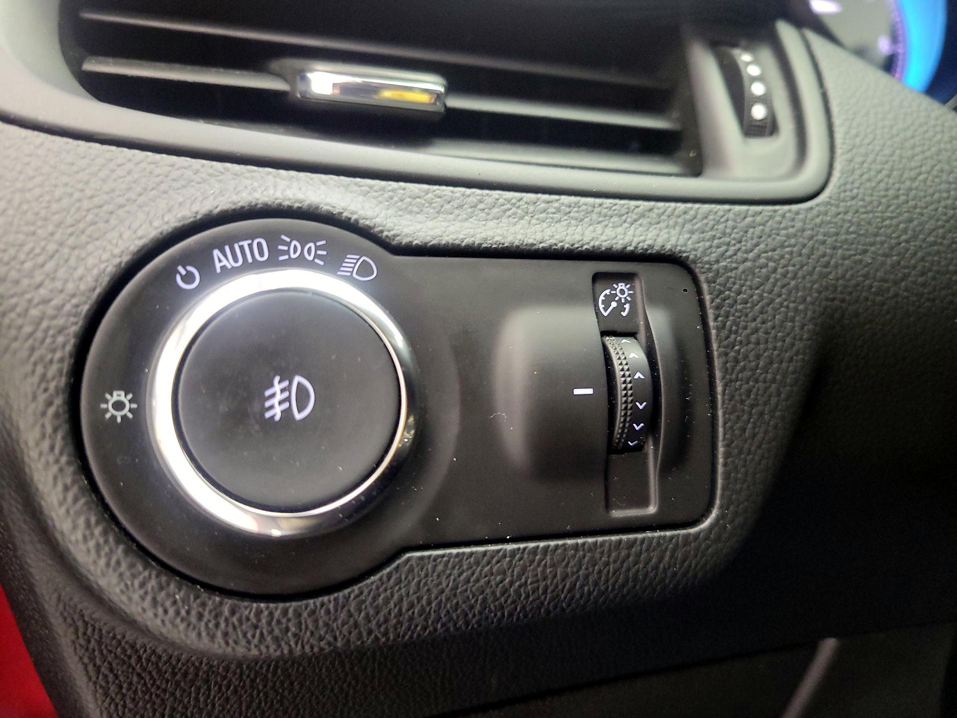 Thumbnail: 2017 Buick Envision - 11