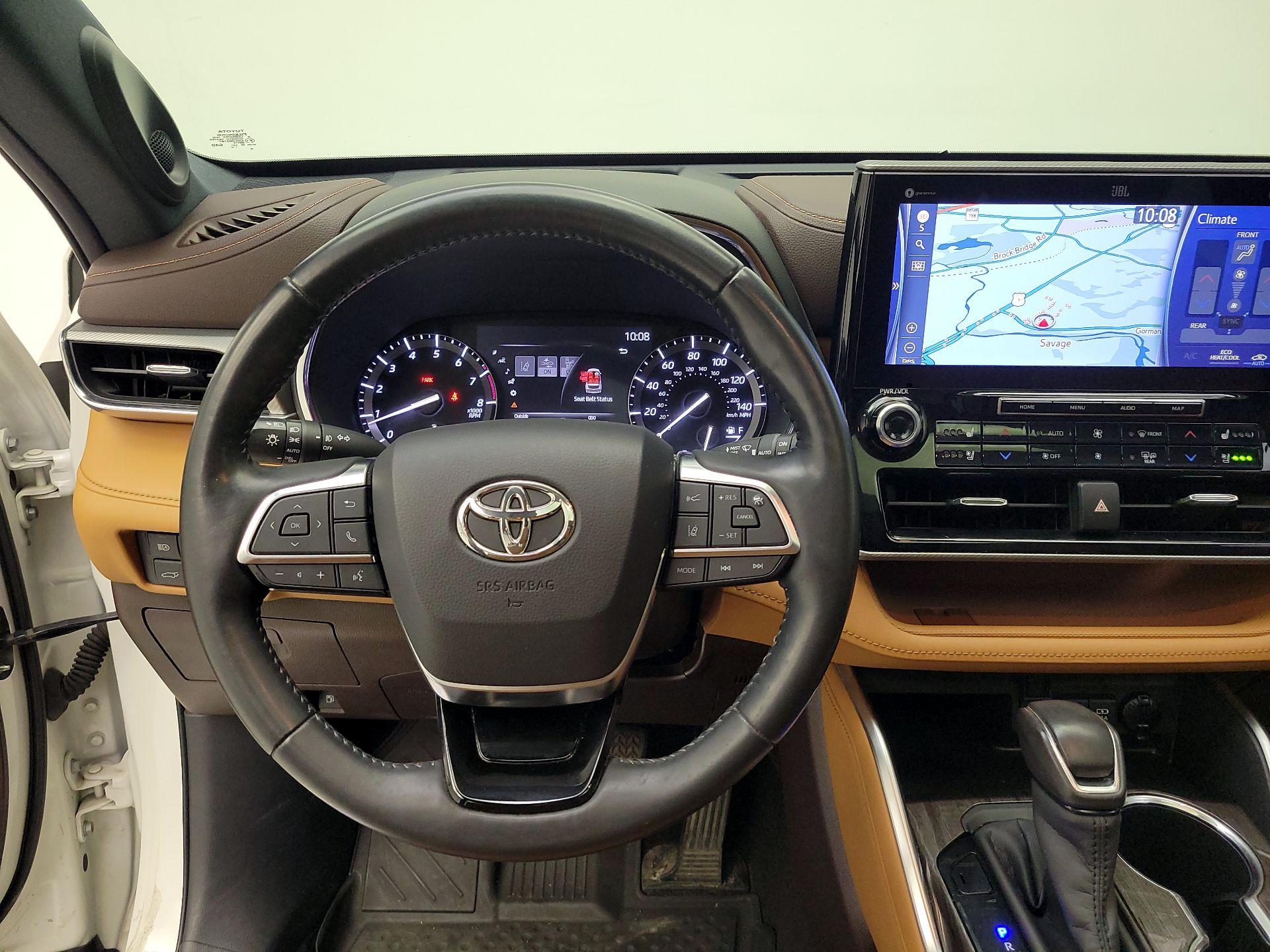 Thumbnail: 2020 Toyota Highlander - 10
