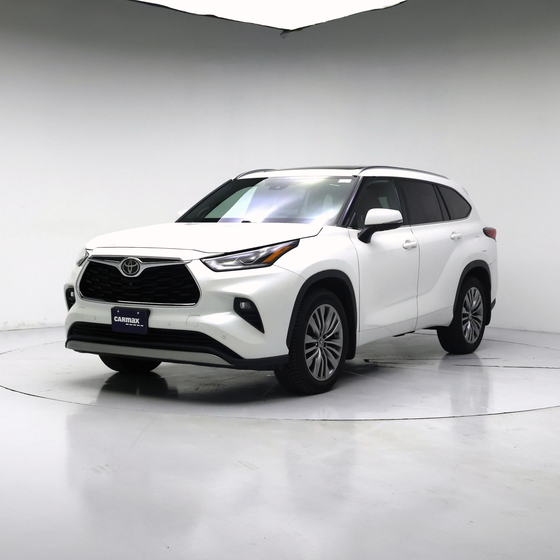 Thumbnail: 2020 Toyota Highlander - 4