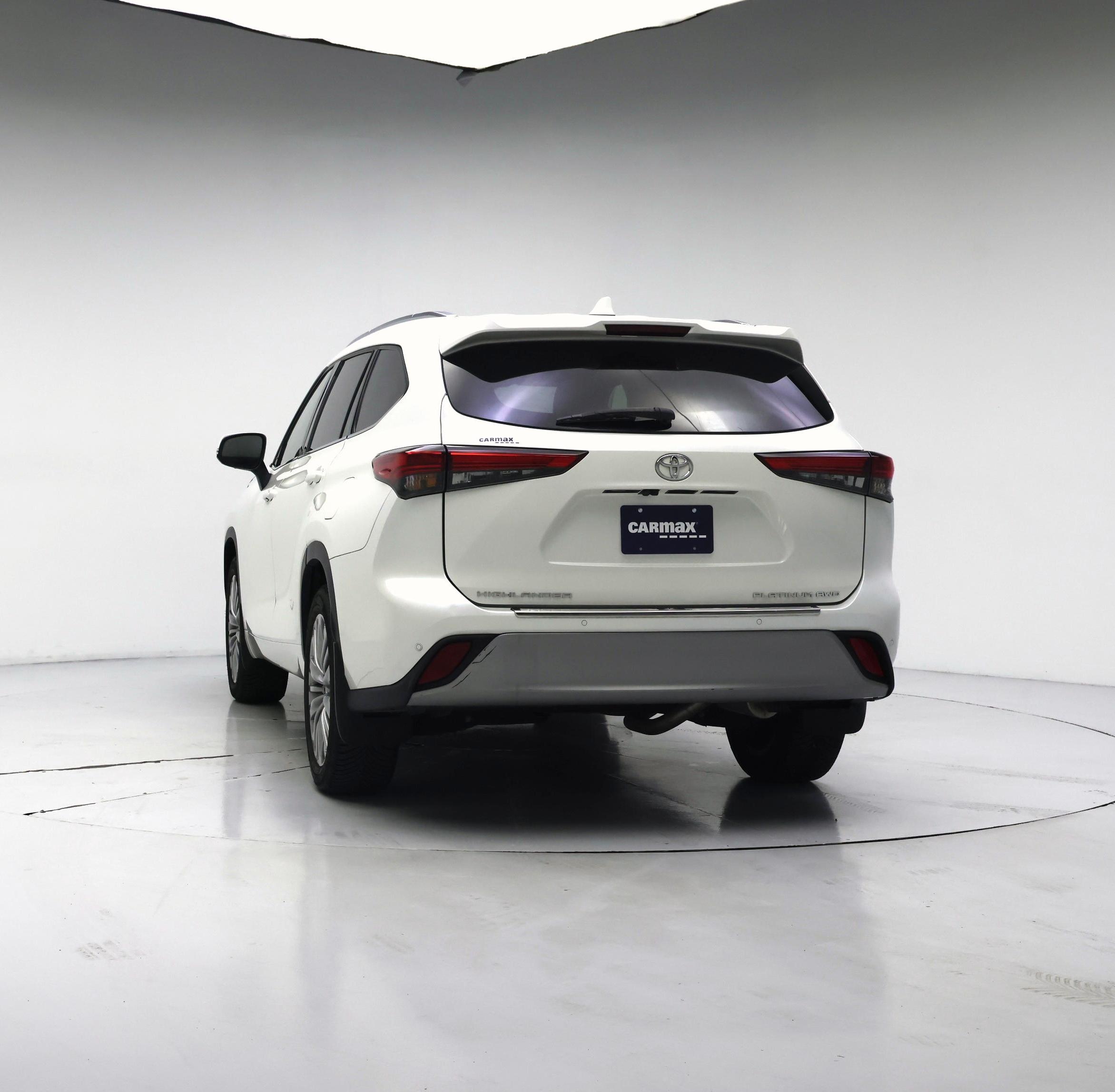 Thumbnail: 2020 Toyota Highlander - 6