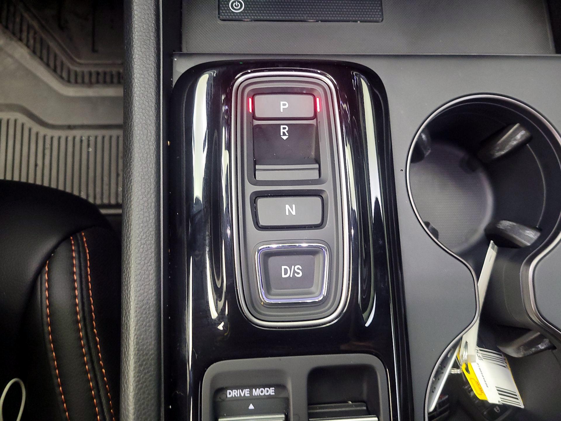 Thumbnail: 2025 Honda Pilot - 15