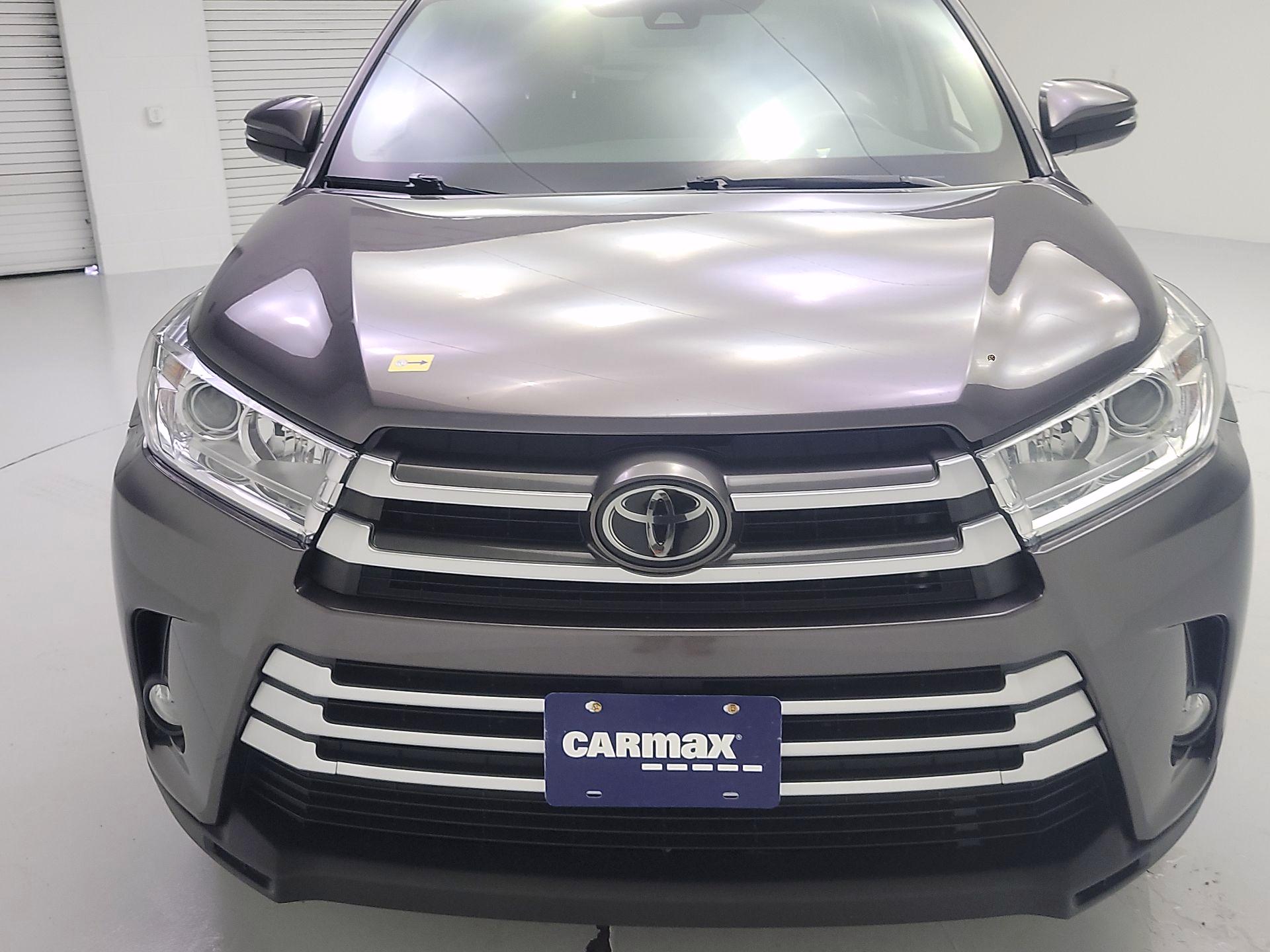 Thumbnail: 2019 Toyota Highlander - 2