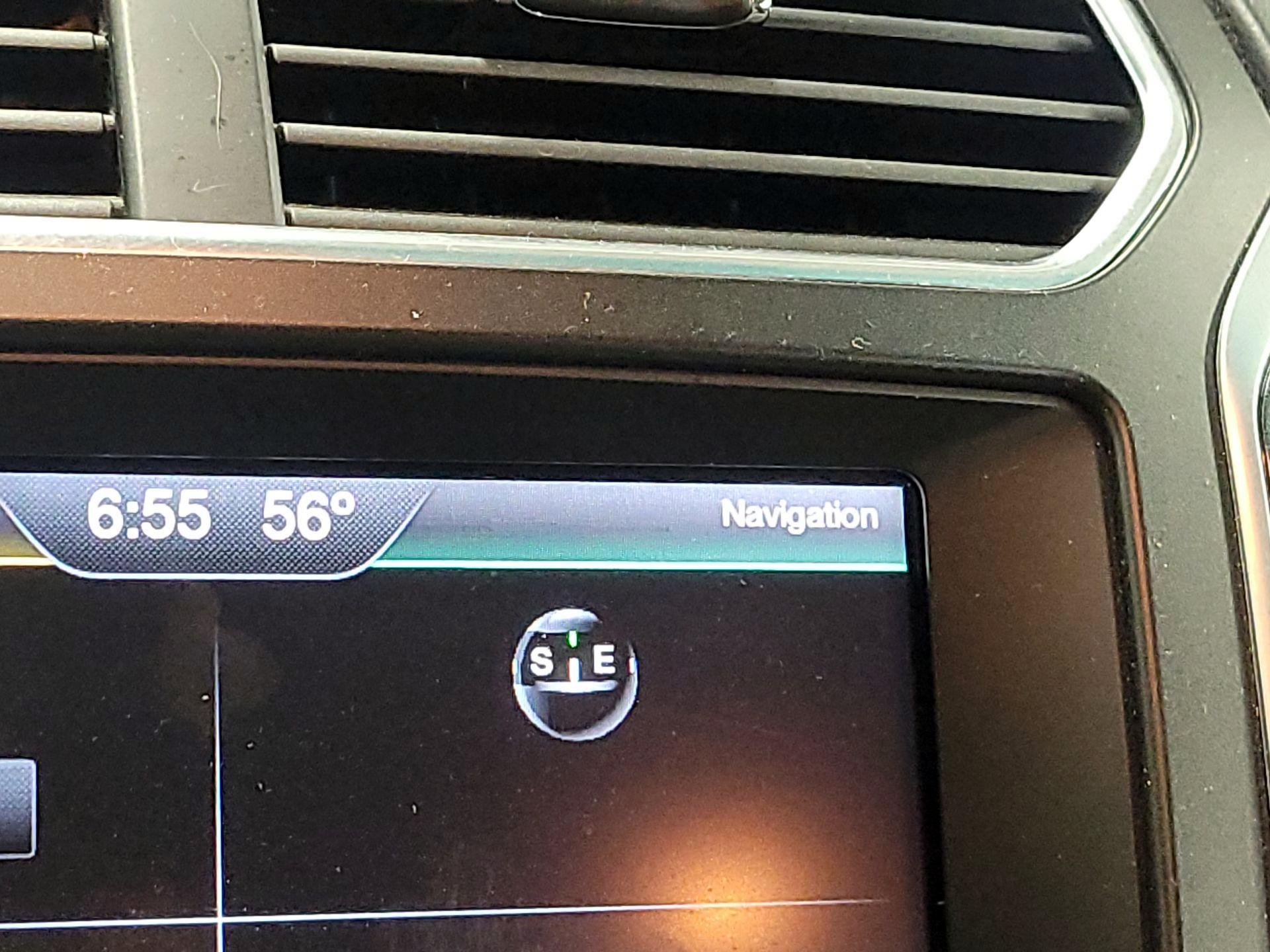 Thumbnail: 2016 Ford Explorer - 14