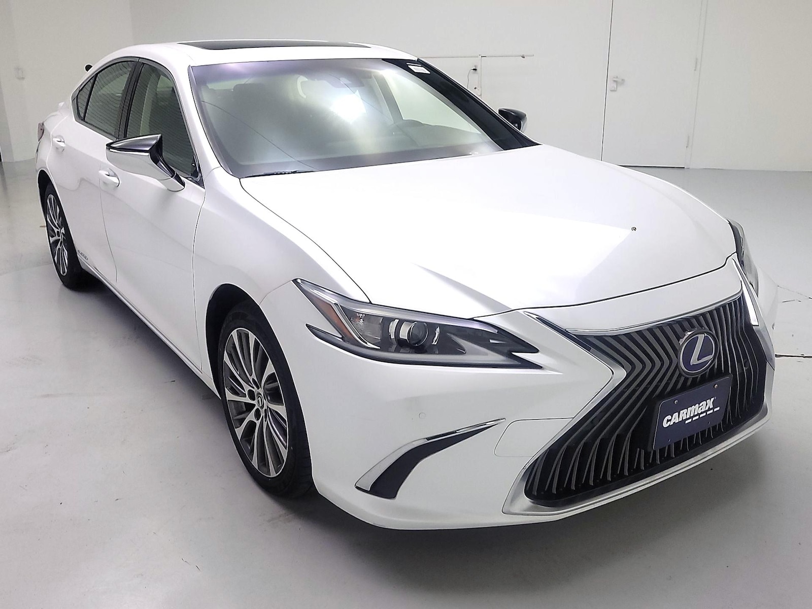 2019 Lexus ES Hybrid 300h