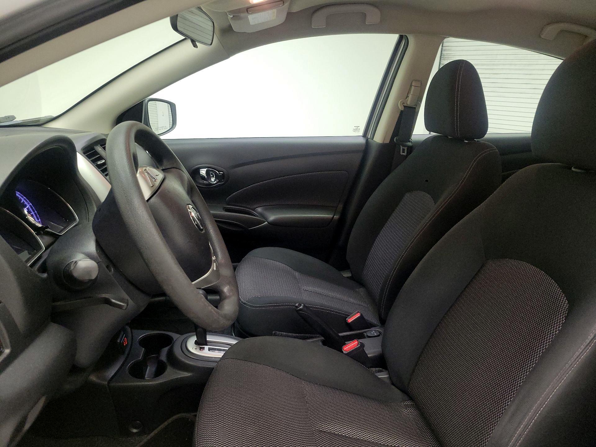 Thumbnail: 2018 Nissan Versa - 9