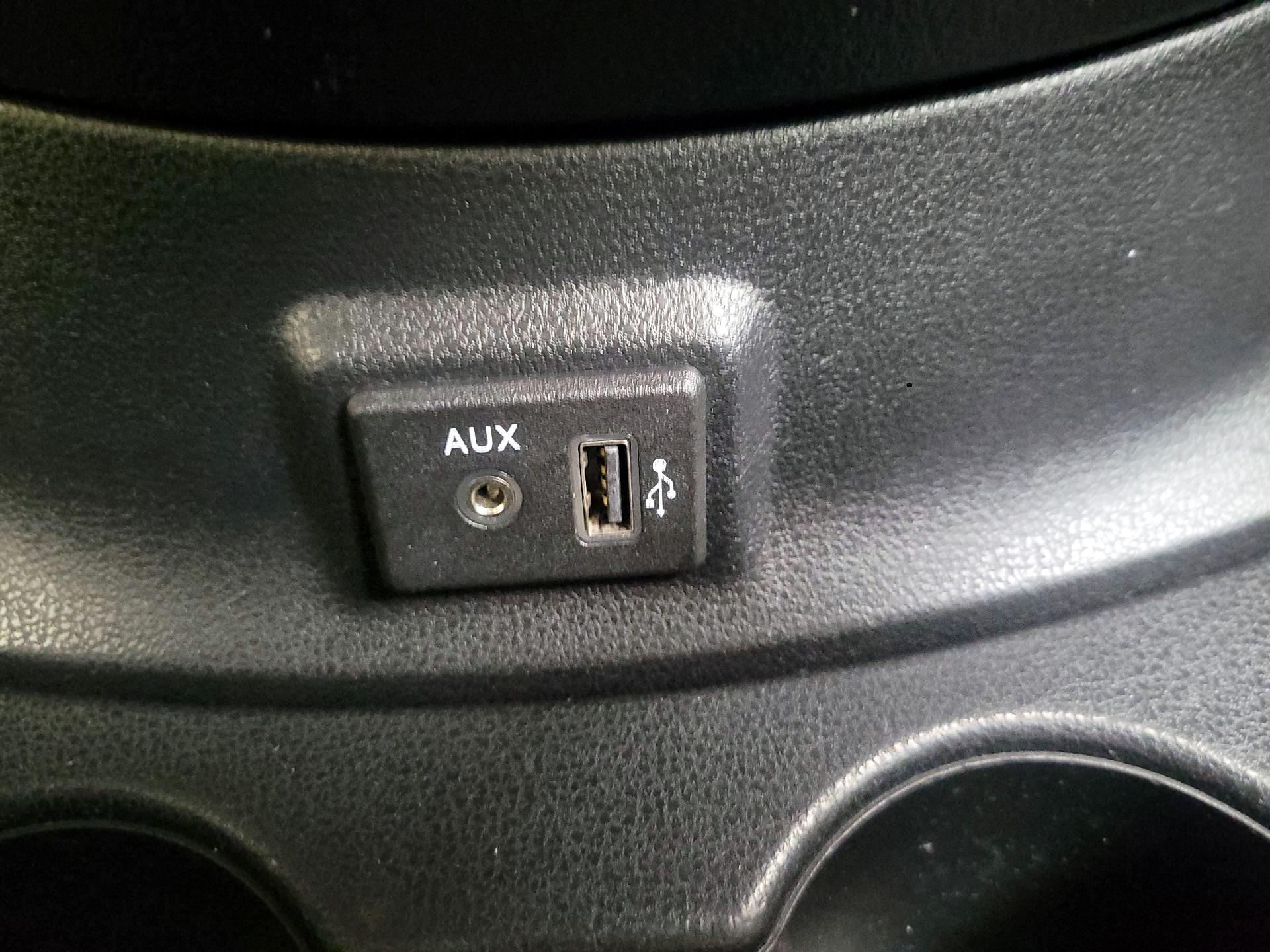 Thumbnail: 2018 Nissan Versa - 15