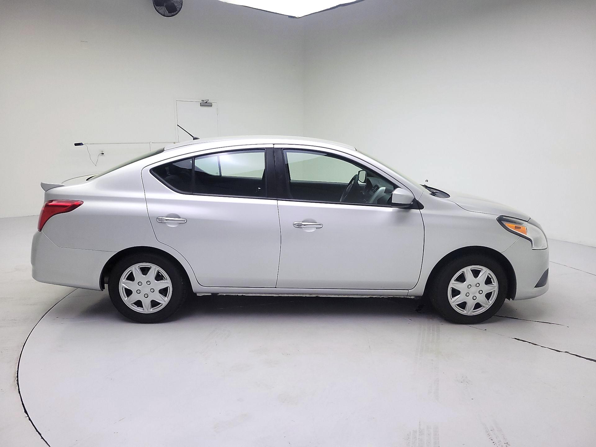 Thumbnail: 2018 Nissan Versa - 4