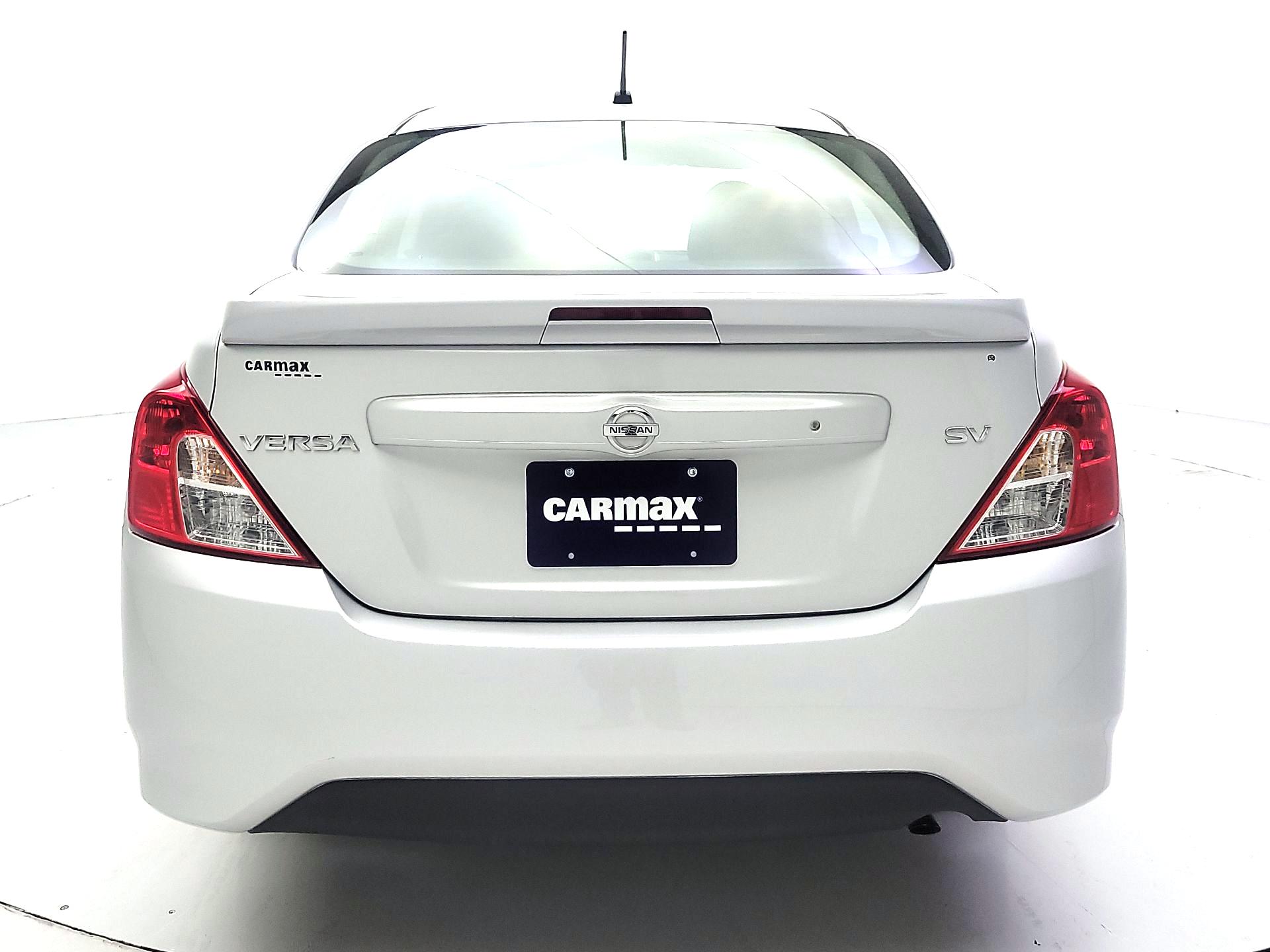 Thumbnail: 2018 Nissan Versa - 6