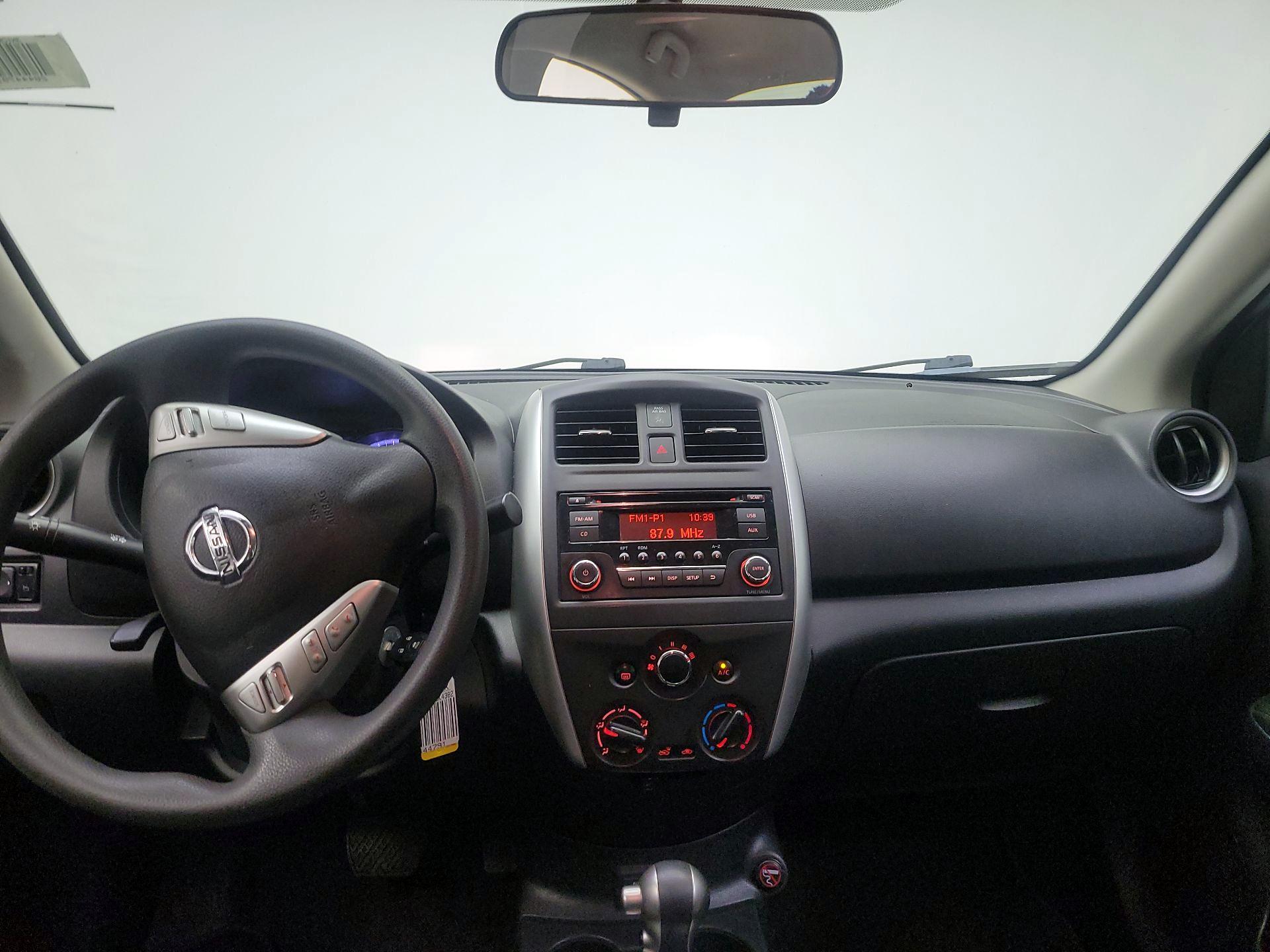 Thumbnail: 2018 Nissan Versa - 8