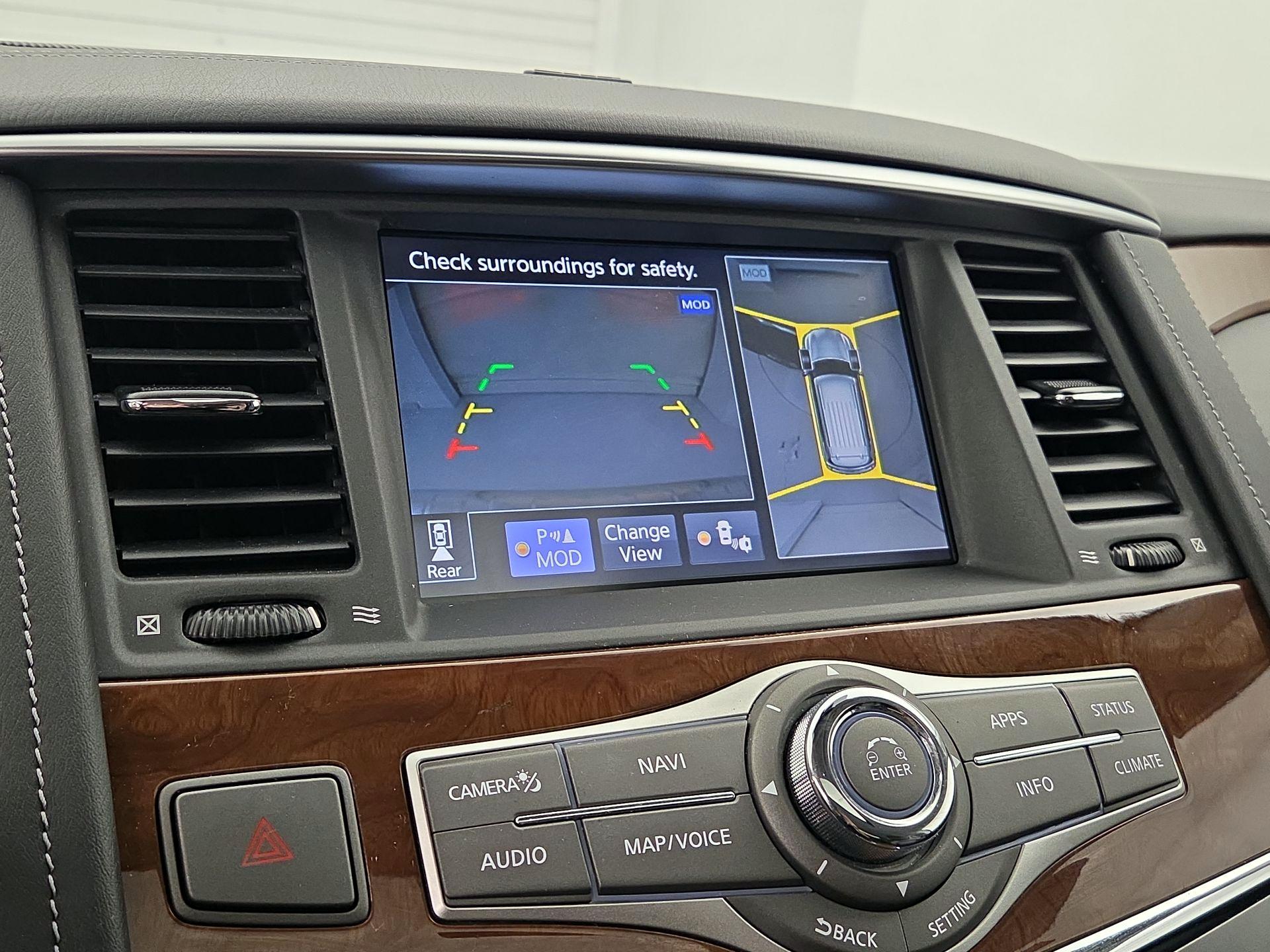 Thumbnail: 2019 INFINITI QX80 - 15