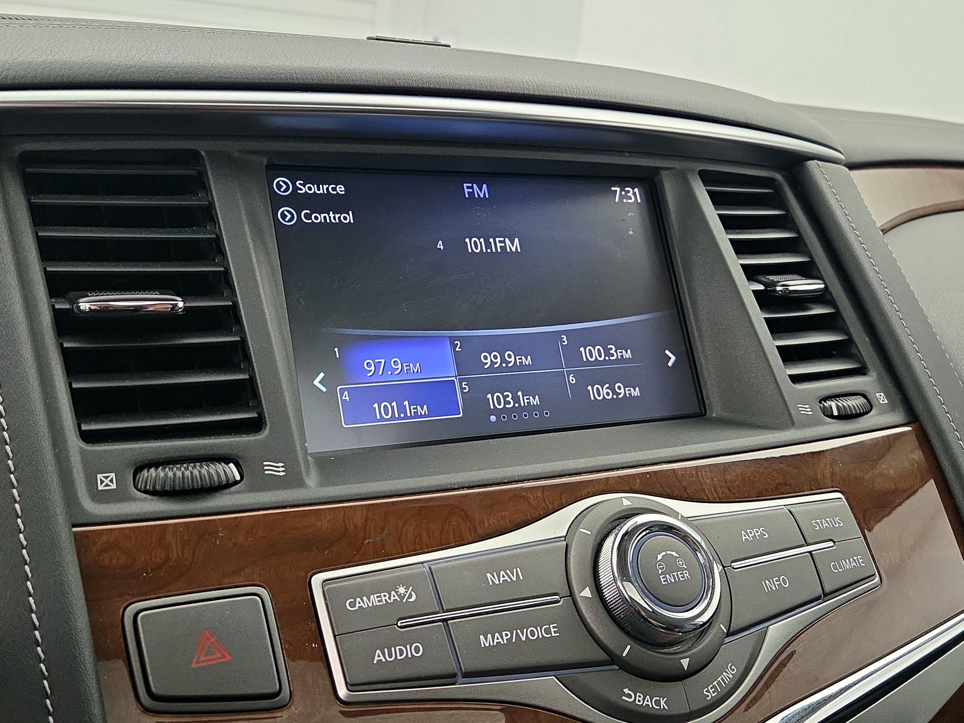 Thumbnail: 2019 INFINITI QX80 - 16