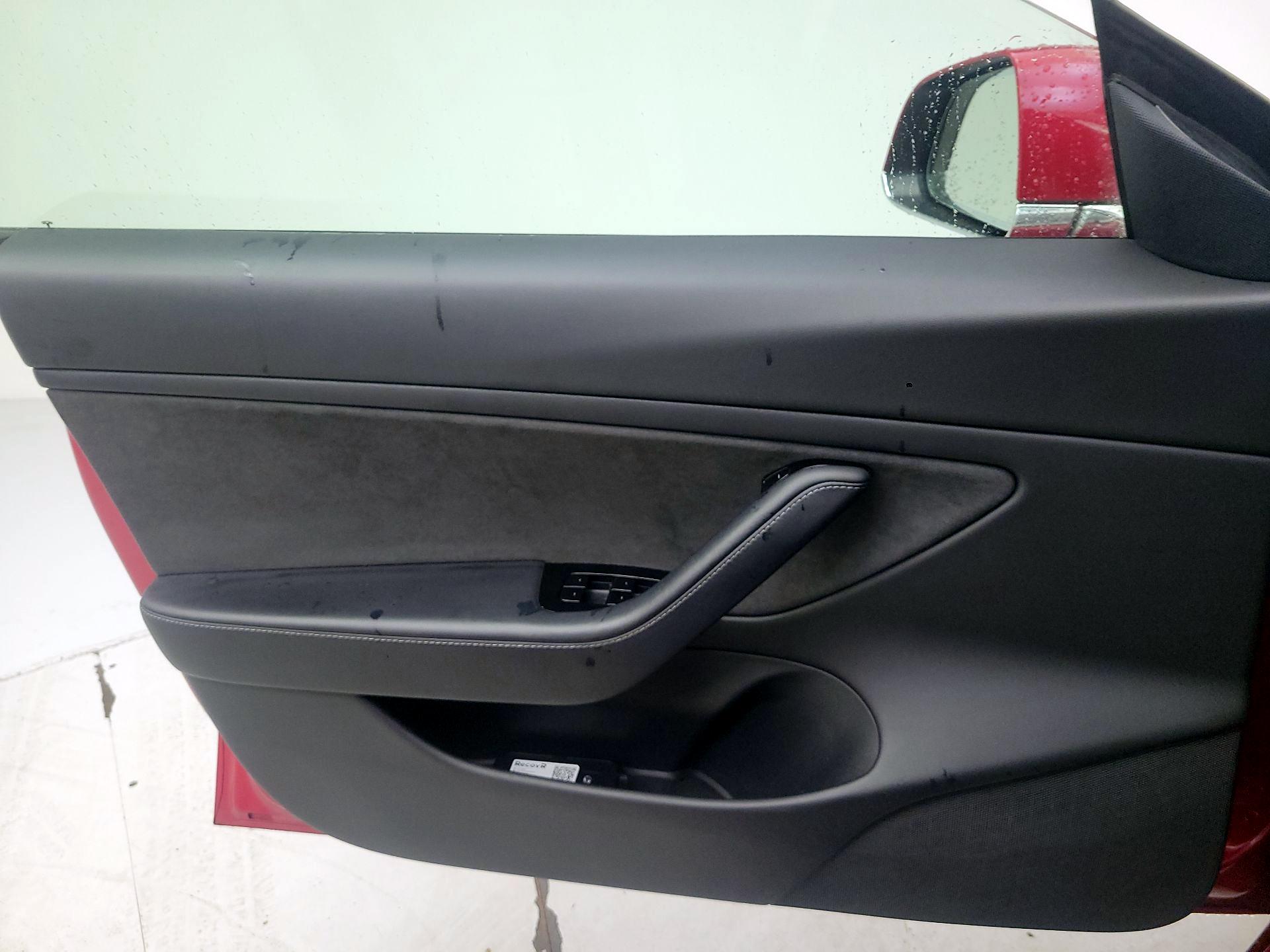 Thumbnail: 2020 Tesla Model 3 - 12