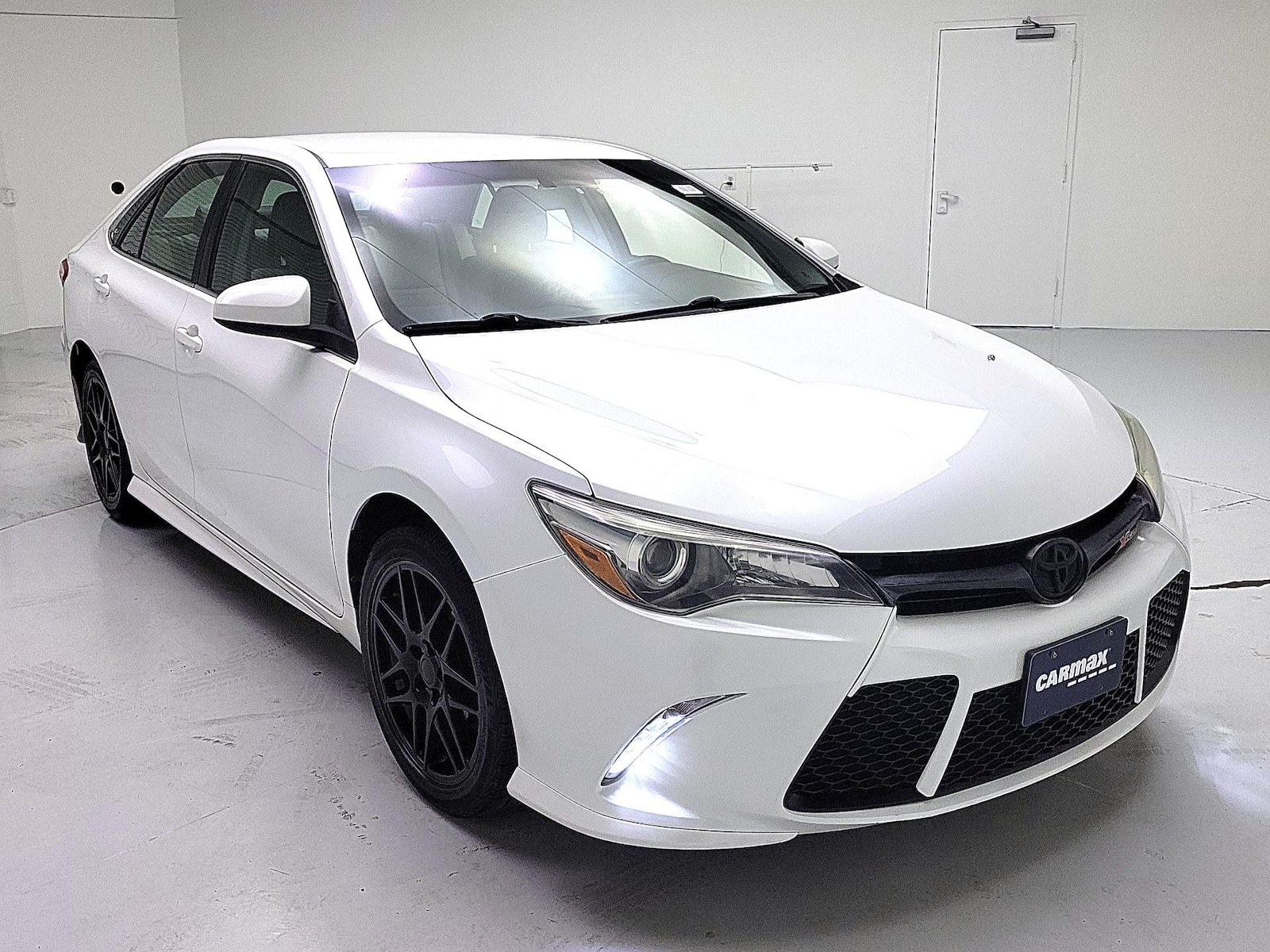 2016 Toyota Camry Special Edition
