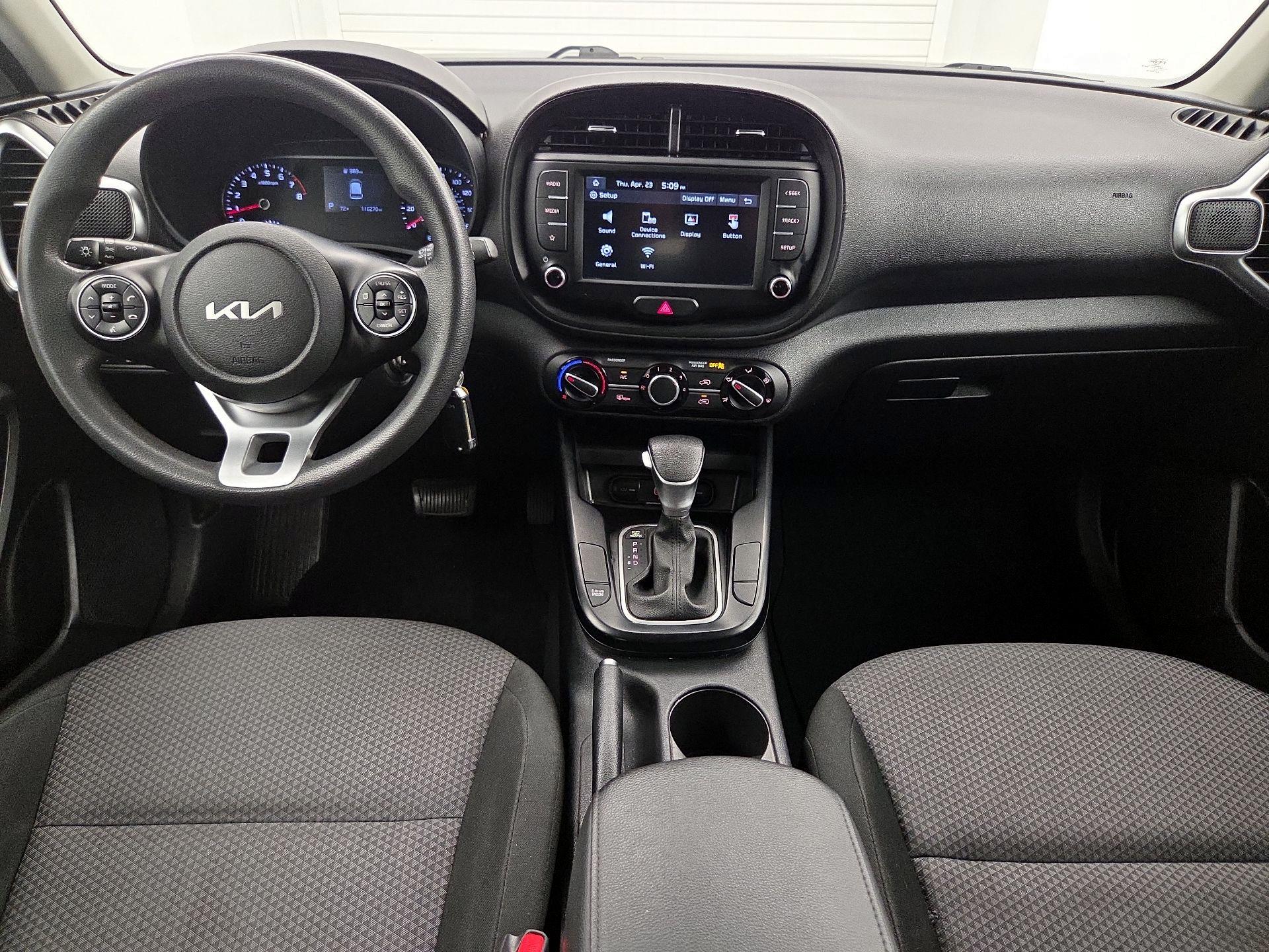 Thumbnail: 2022 Kia Soul - 9