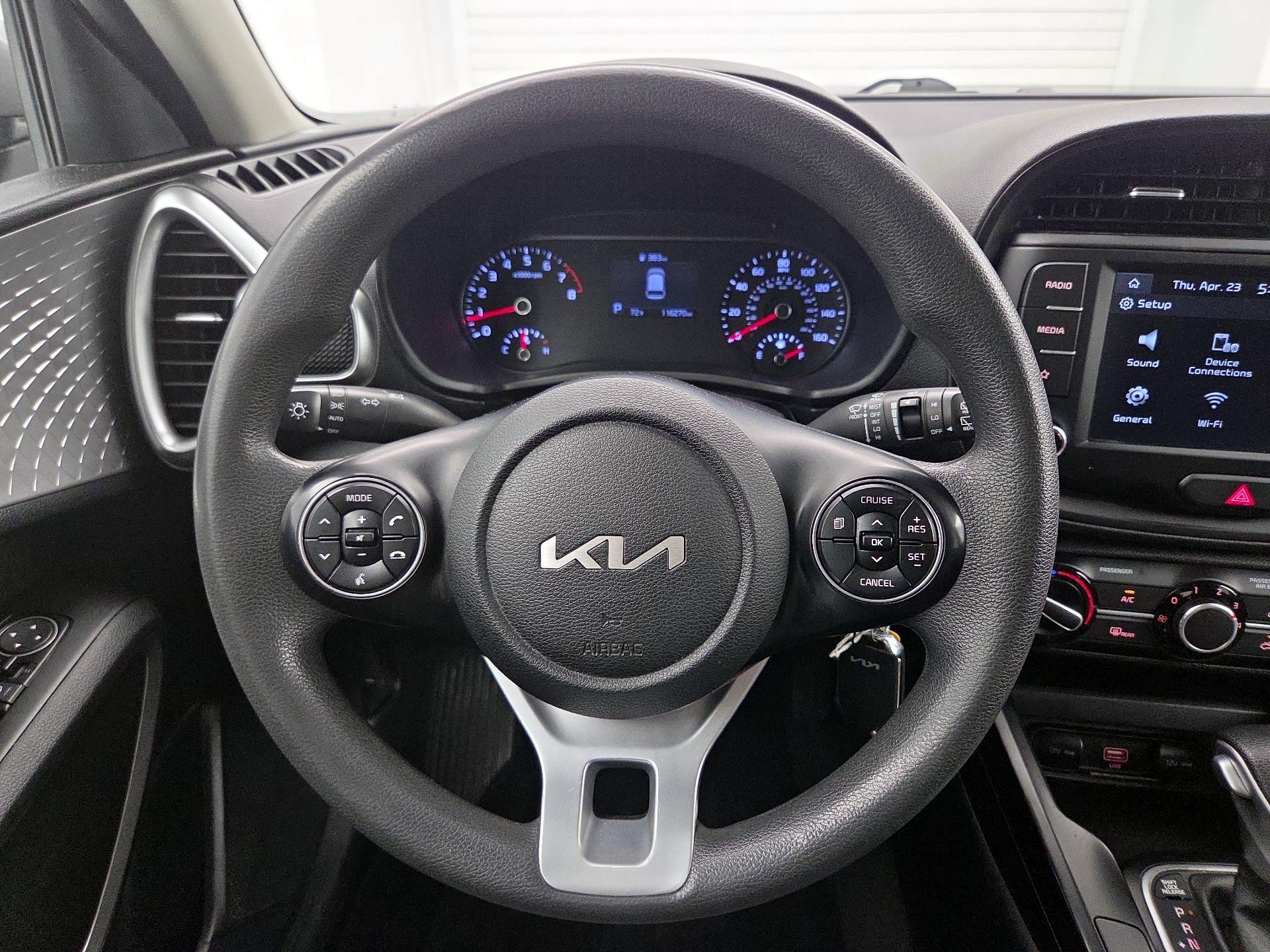 Thumbnail: 2022 Kia Soul - 10