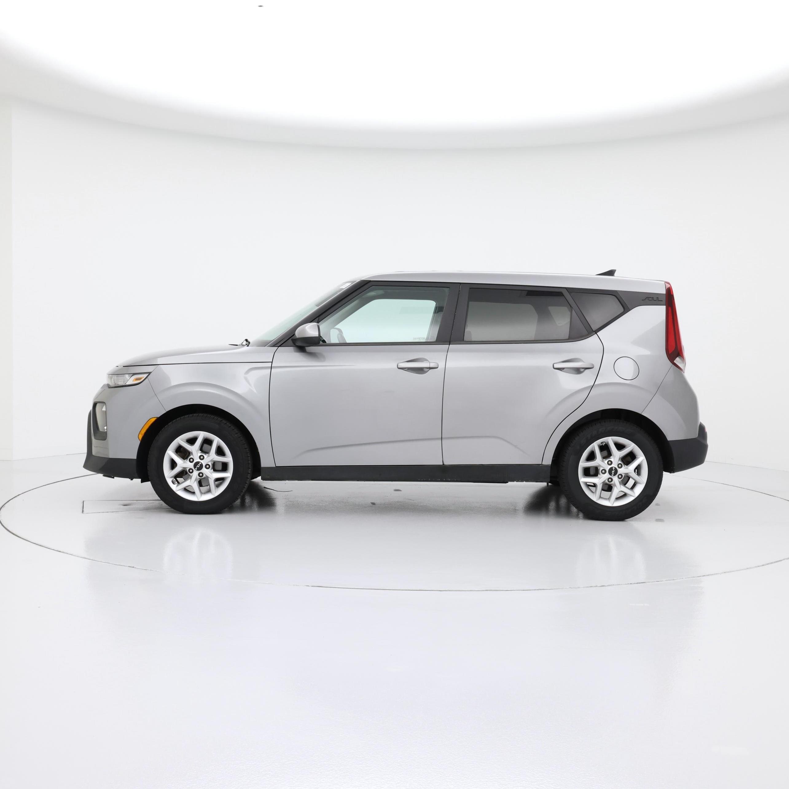 Thumbnail: 2022 Kia Soul - 3