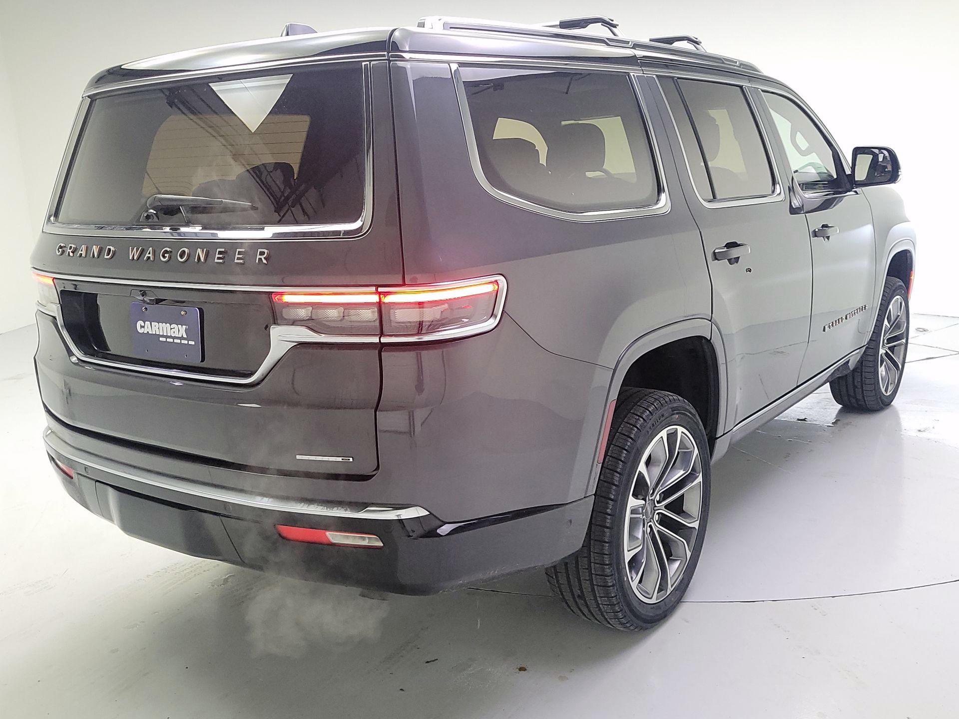 Thumbnail: 2024 Jeep Grand Wagoneer - 5