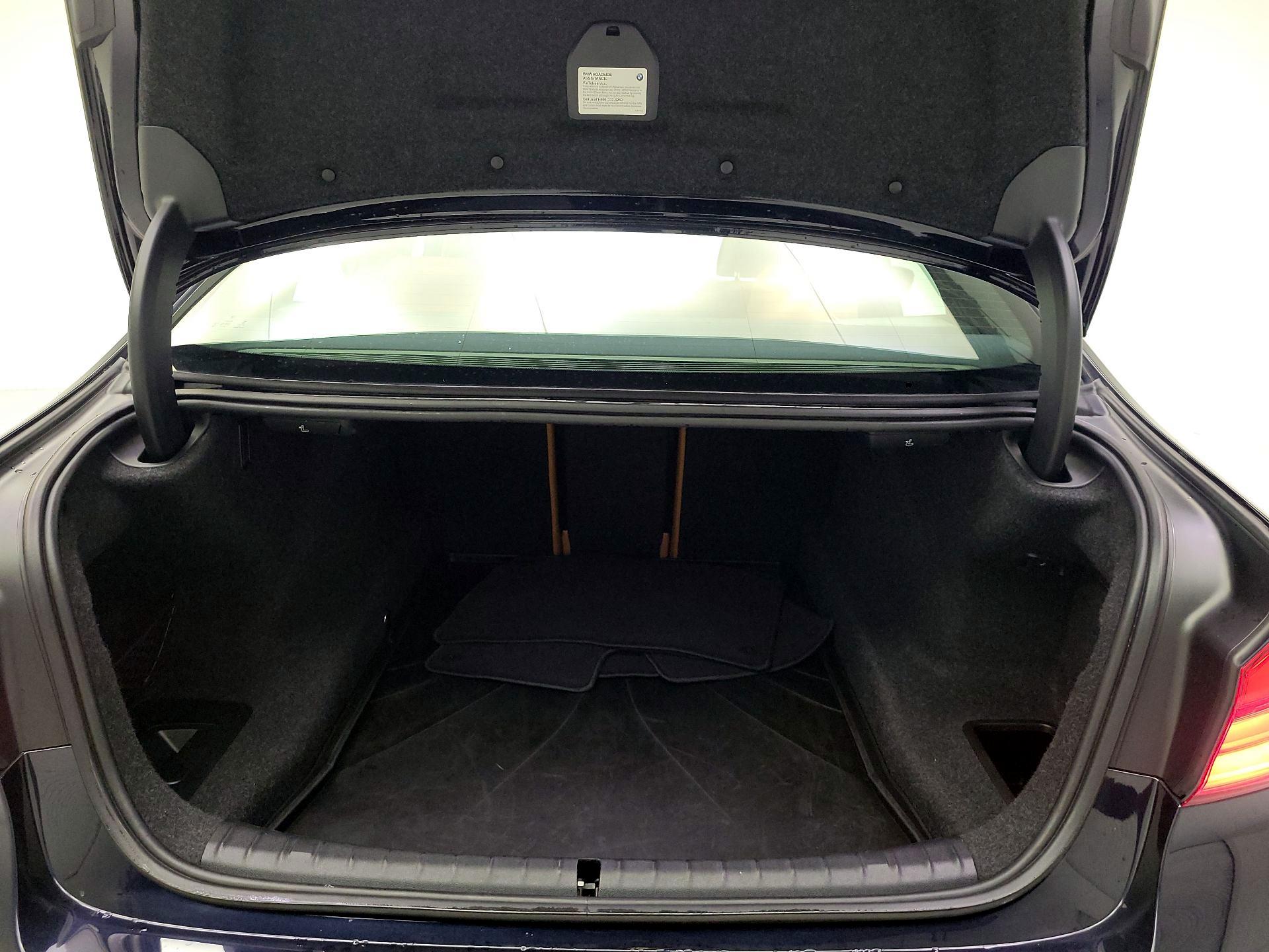 Thumbnail: 2020 BMW 5 Series - 20