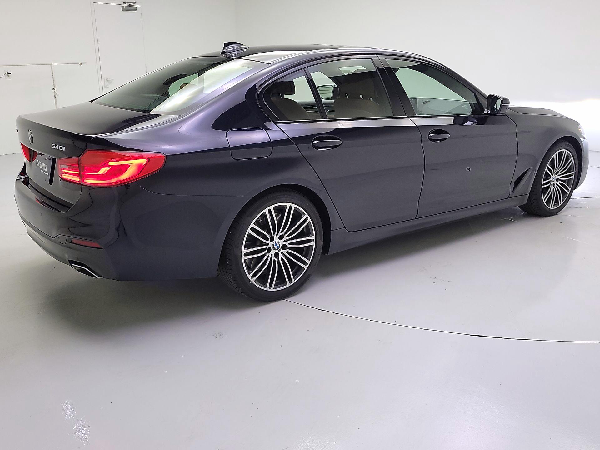 Thumbnail: 2020 BMW 5 Series - 5