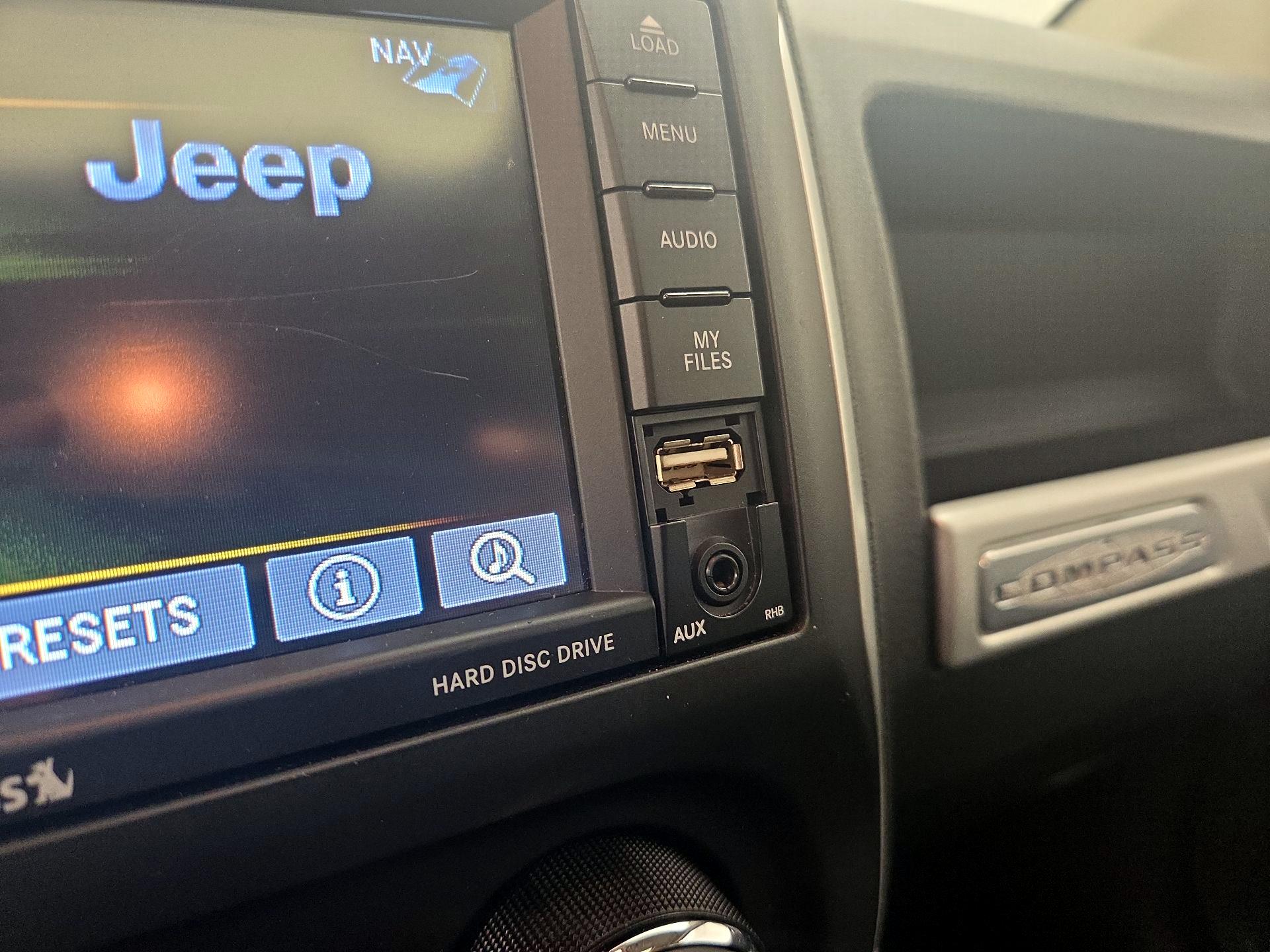 Thumbnail: 2014 Jeep Compass - 18