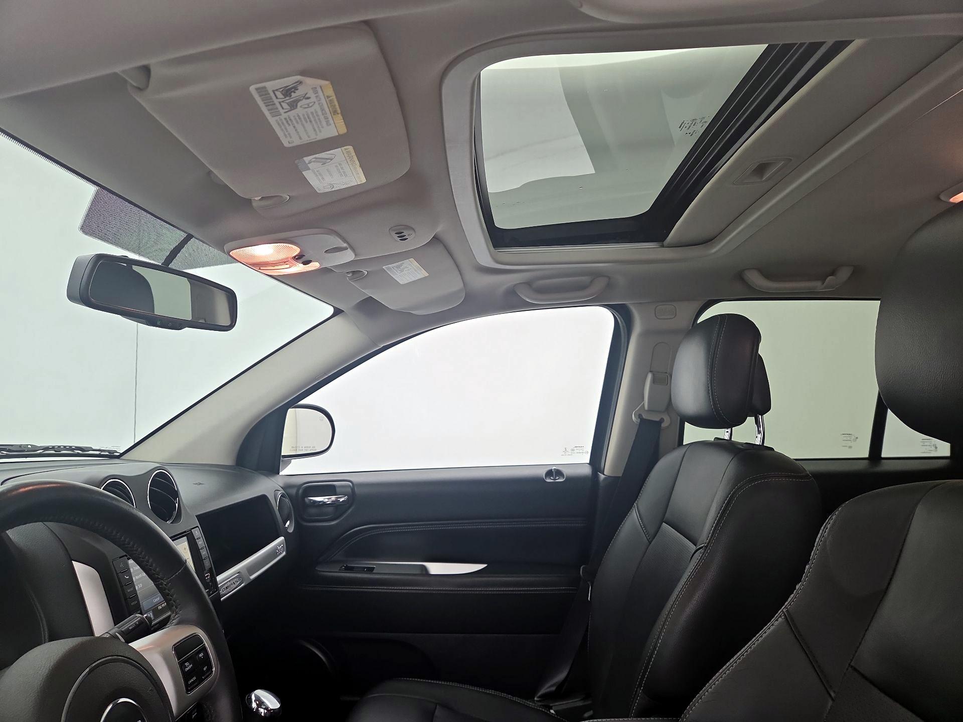 Thumbnail: 2014 Jeep Compass - 19