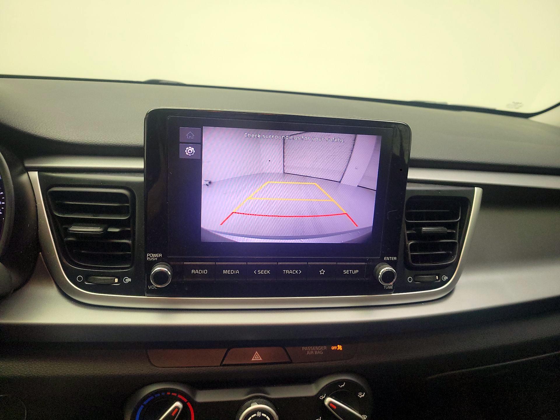 Thumbnail: 2023 Kia Rio - 12