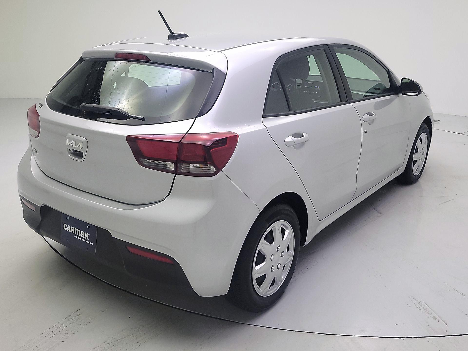 Thumbnail: 2023 Kia Rio - 5