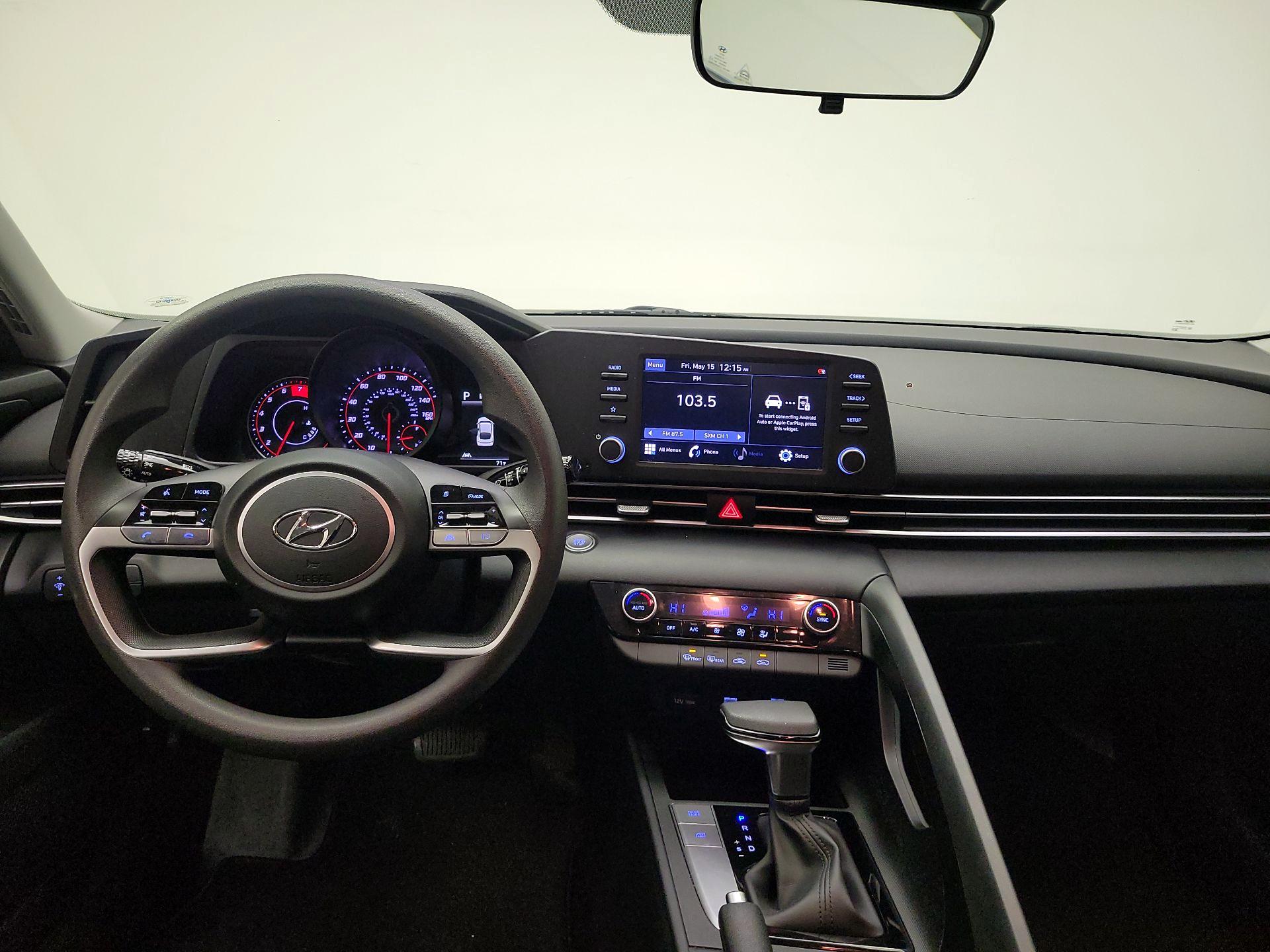 Thumbnail: 2022 Hyundai Elantra - 8