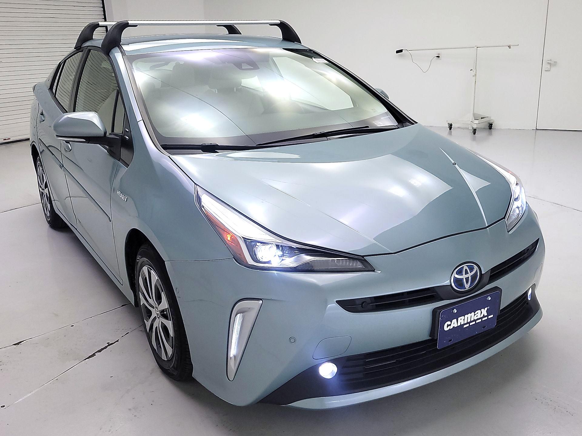 Thumbnail: 2021 Toyota Prius - 1