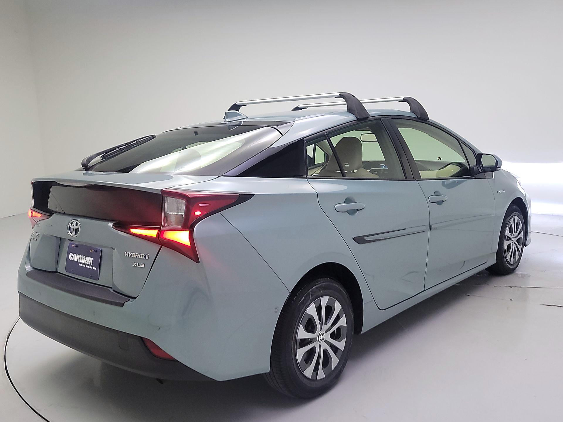 Thumbnail: 2021 Toyota Prius - 5