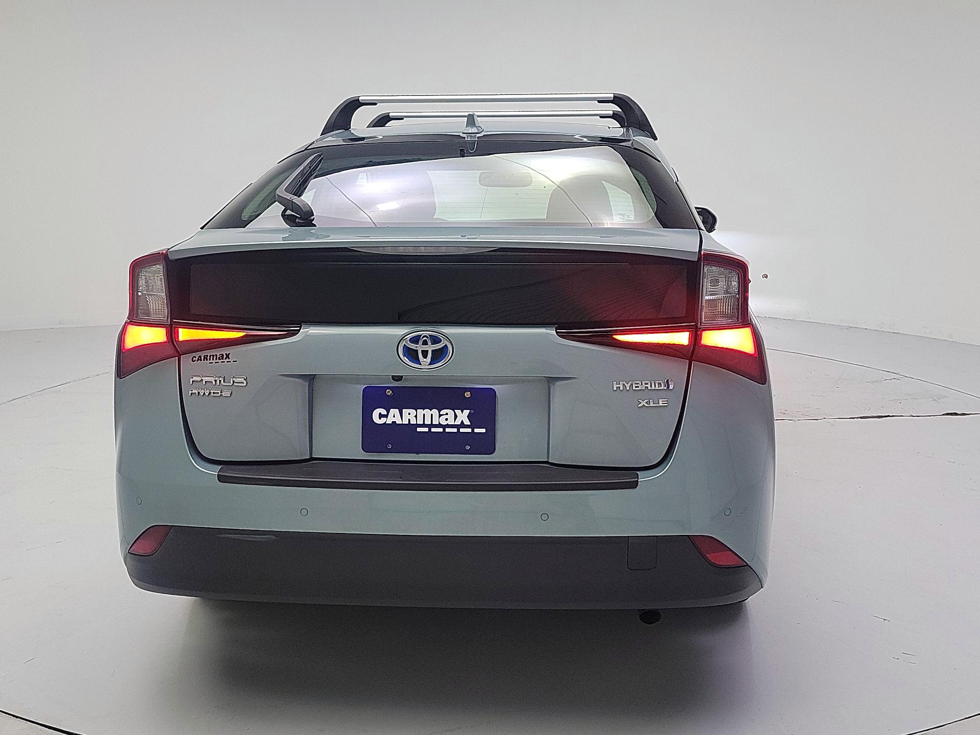 Thumbnail: 2021 Toyota Prius - 6