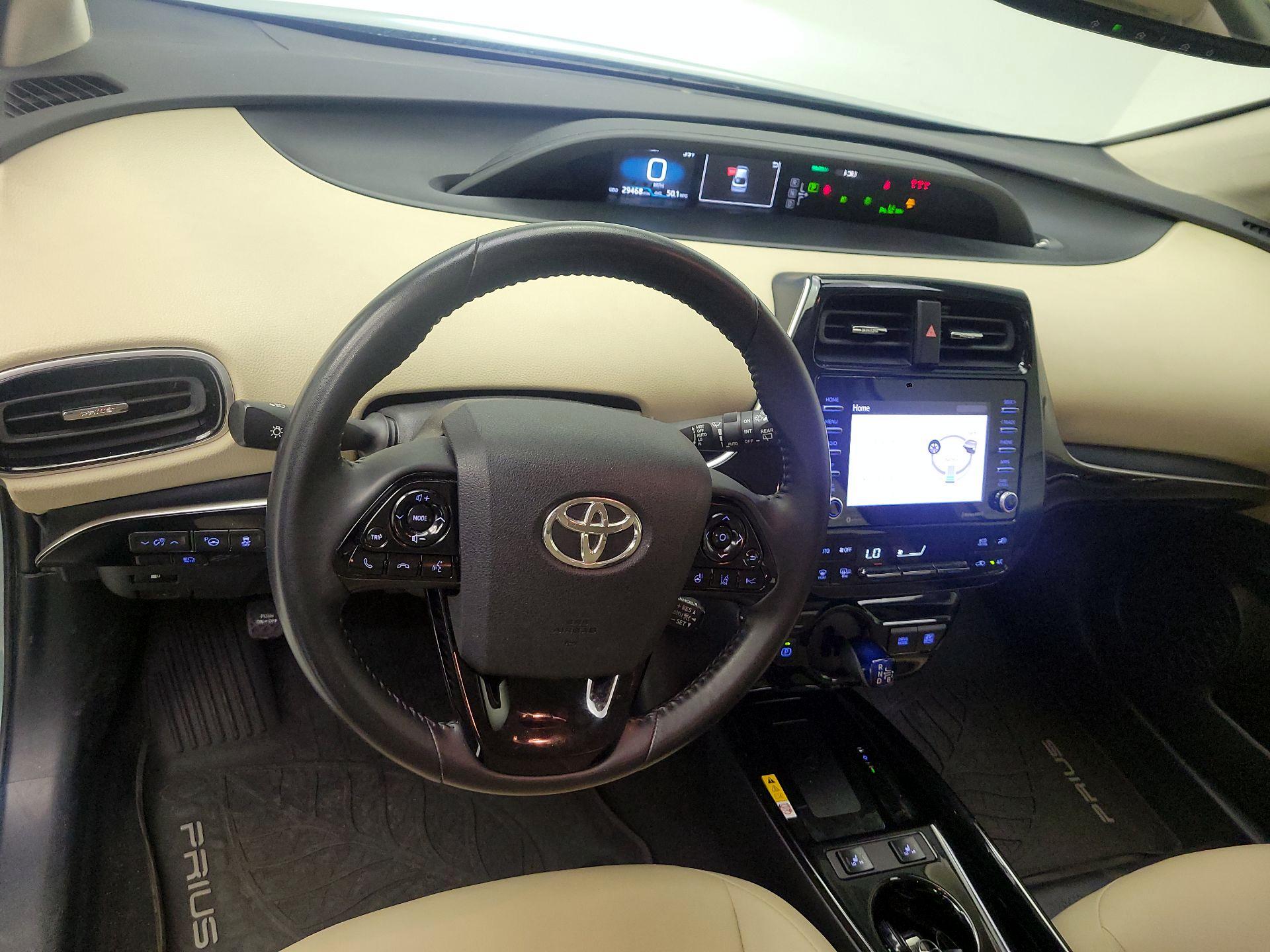 Thumbnail: 2021 Toyota Prius - 8