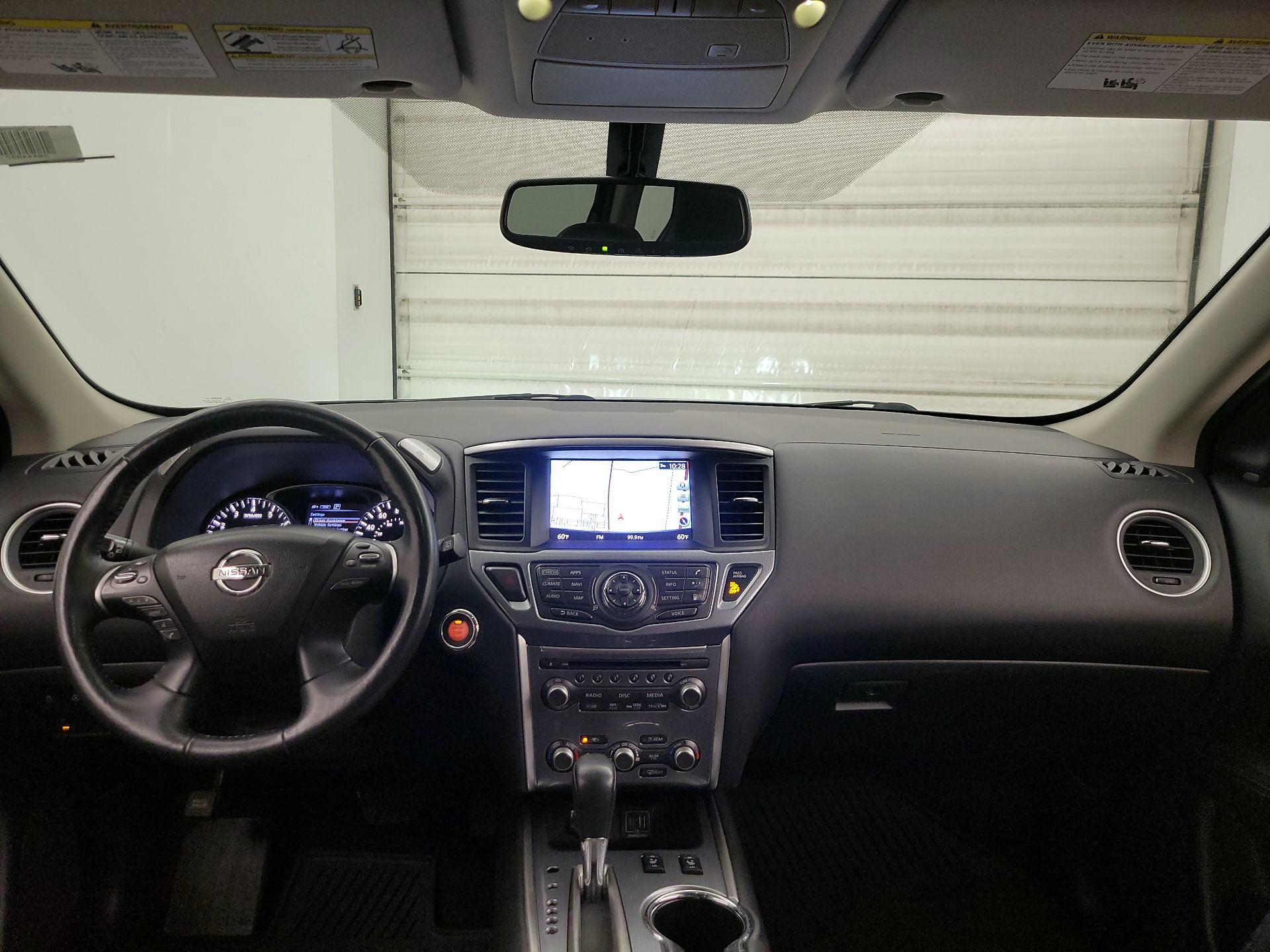 Thumbnail: 2019 Nissan Pathfinder - 9