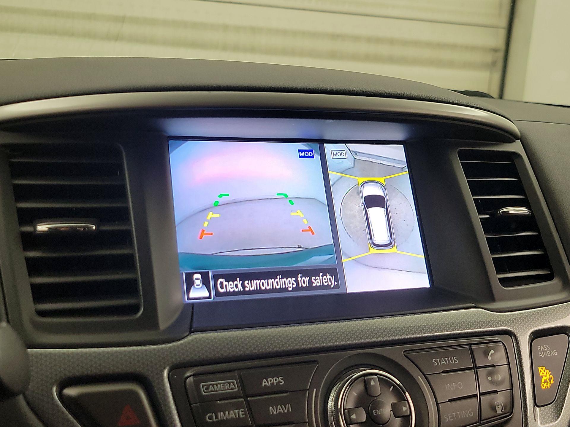 Thumbnail: 2019 Nissan Pathfinder - 15