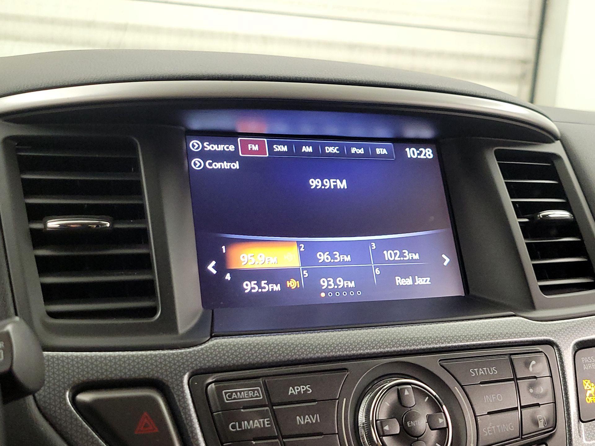 Thumbnail: 2019 Nissan Pathfinder - 16