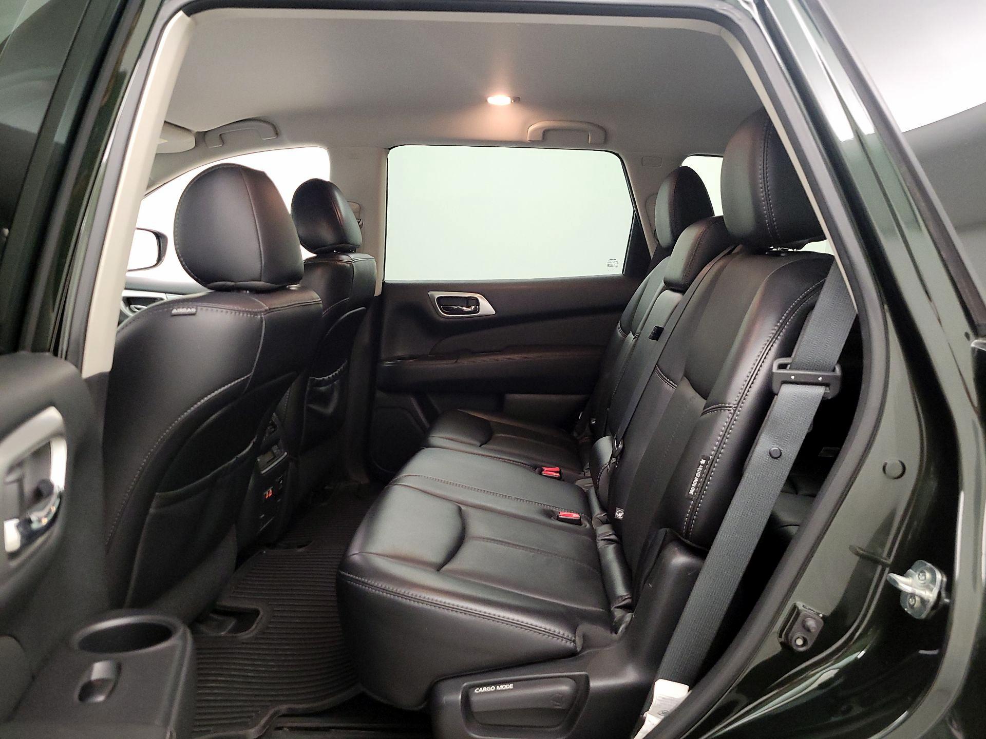 Thumbnail: 2019 Nissan Pathfinder - 20