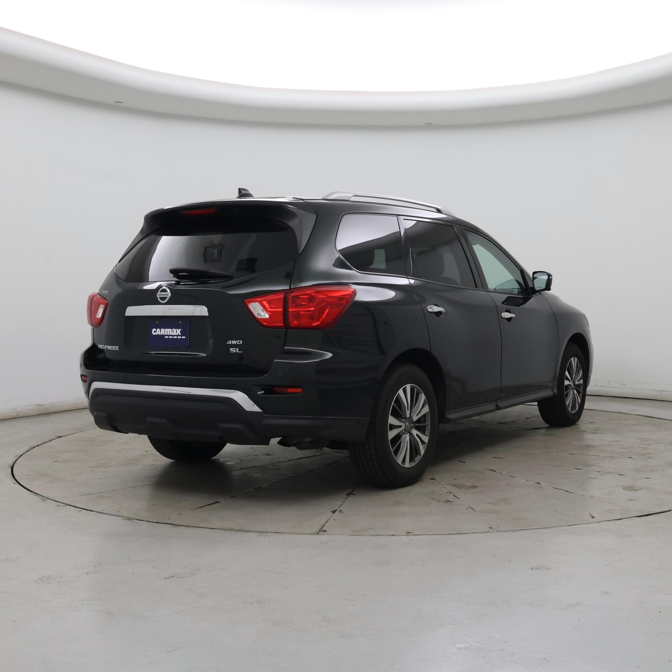 Thumbnail: 2019 Nissan Pathfinder - 8