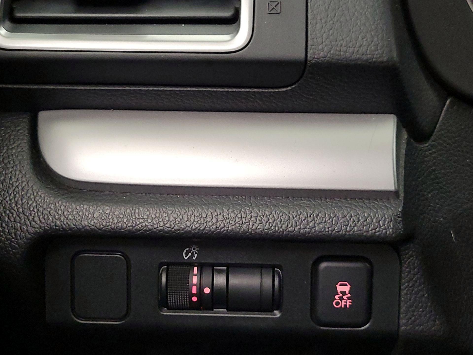 Thumbnail: 2016 Subaru Forester - 13