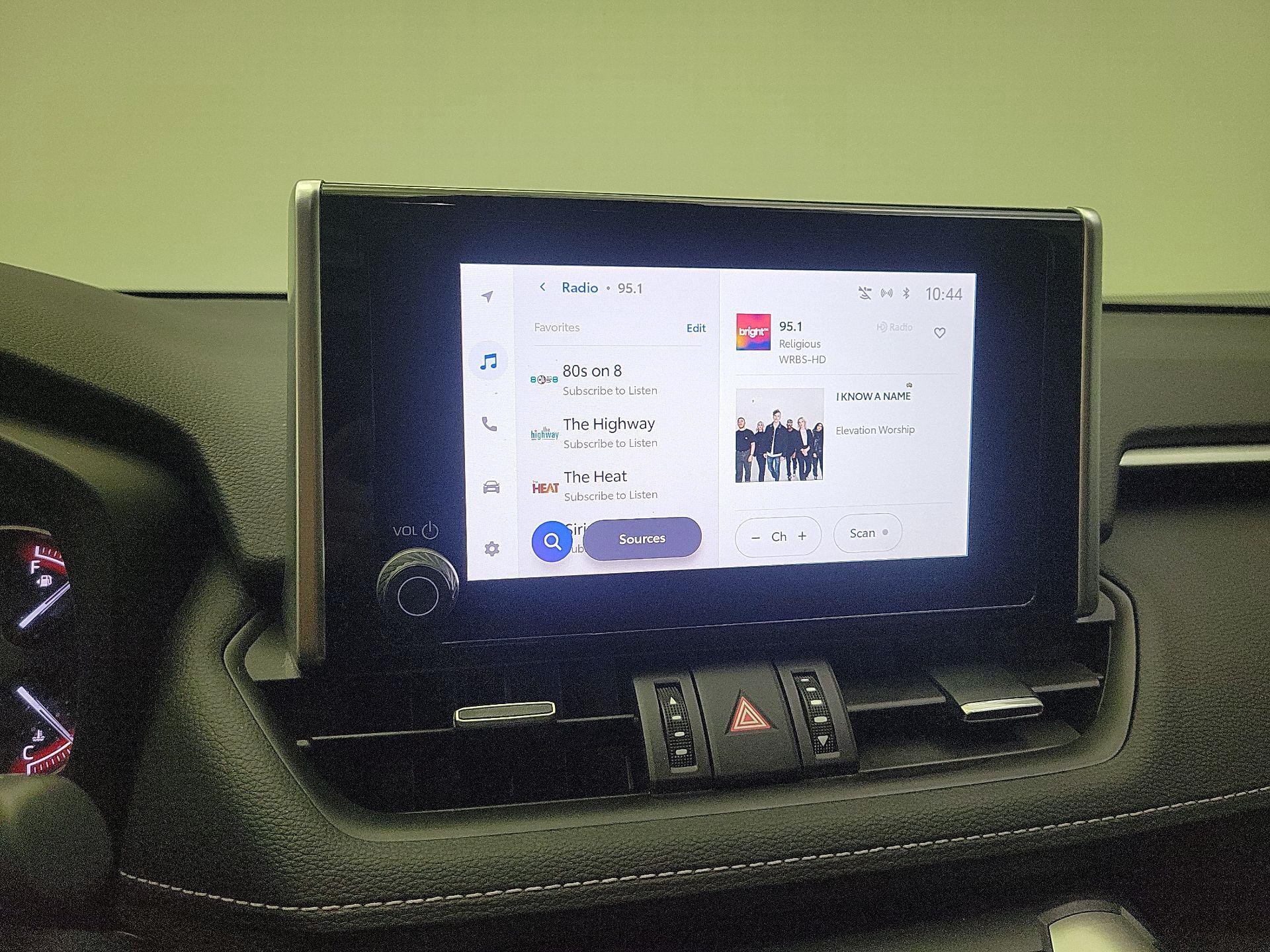 Thumbnail: 2023 Toyota RAV4 - 13