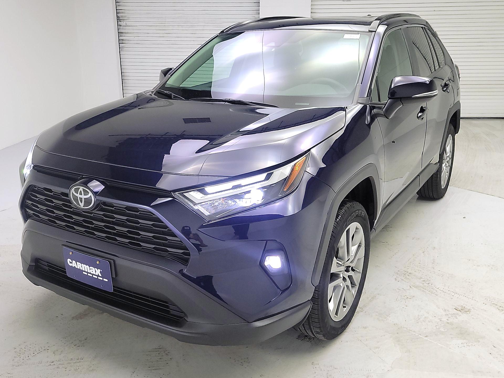 Thumbnail: 2023 Toyota RAV4 - 3