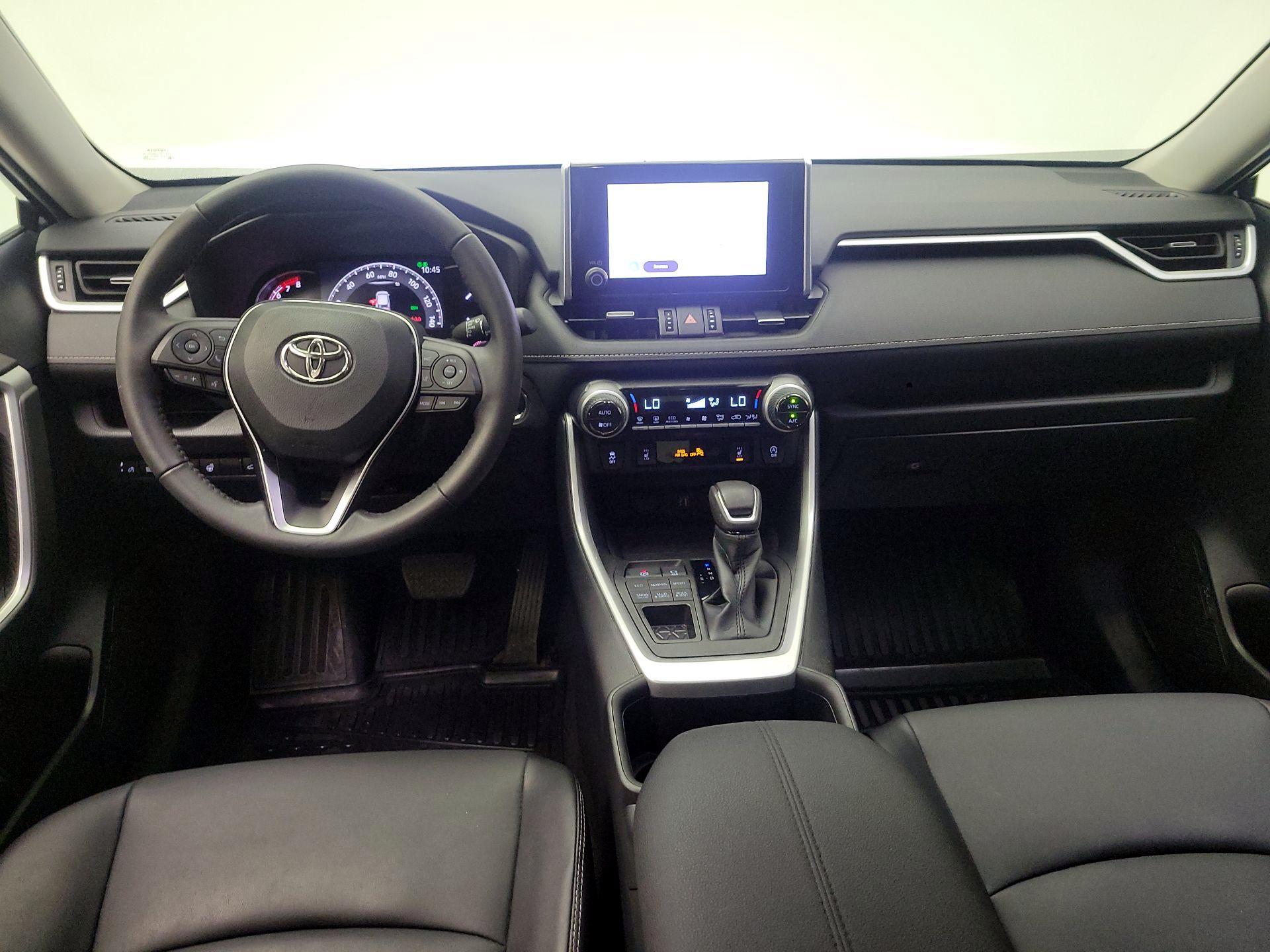 Thumbnail: 2023 Toyota RAV4 - 8