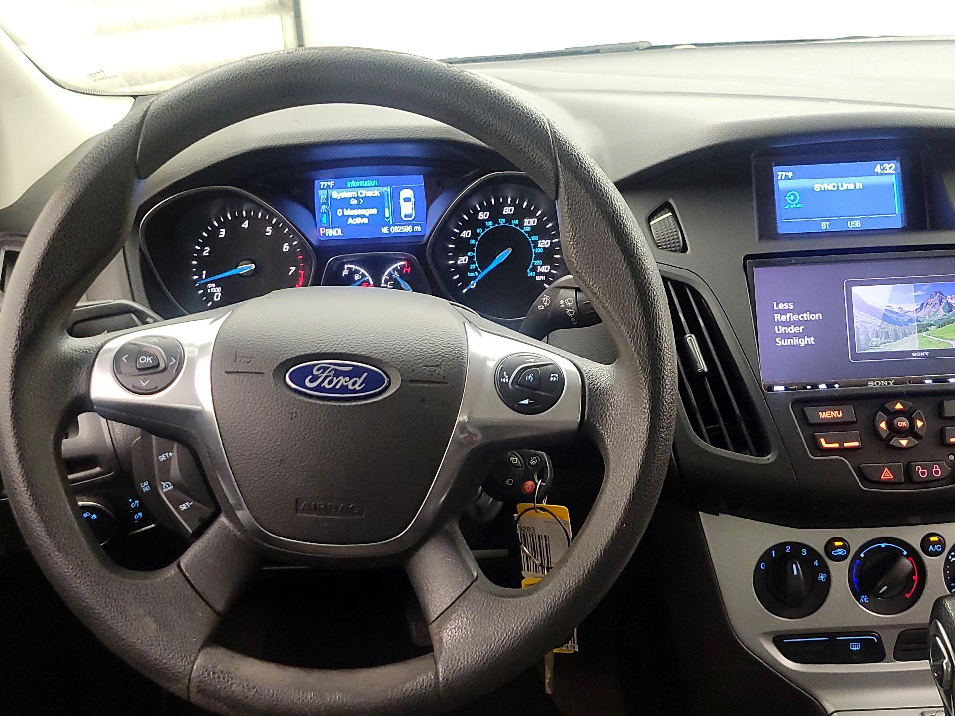 Thumbnail: 2014 Ford Focus - 9