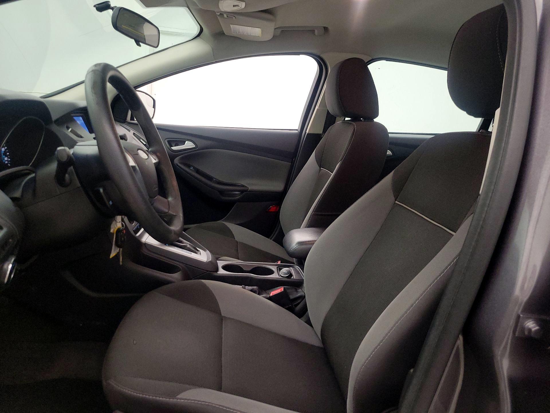 Thumbnail: 2014 Ford Focus - 11