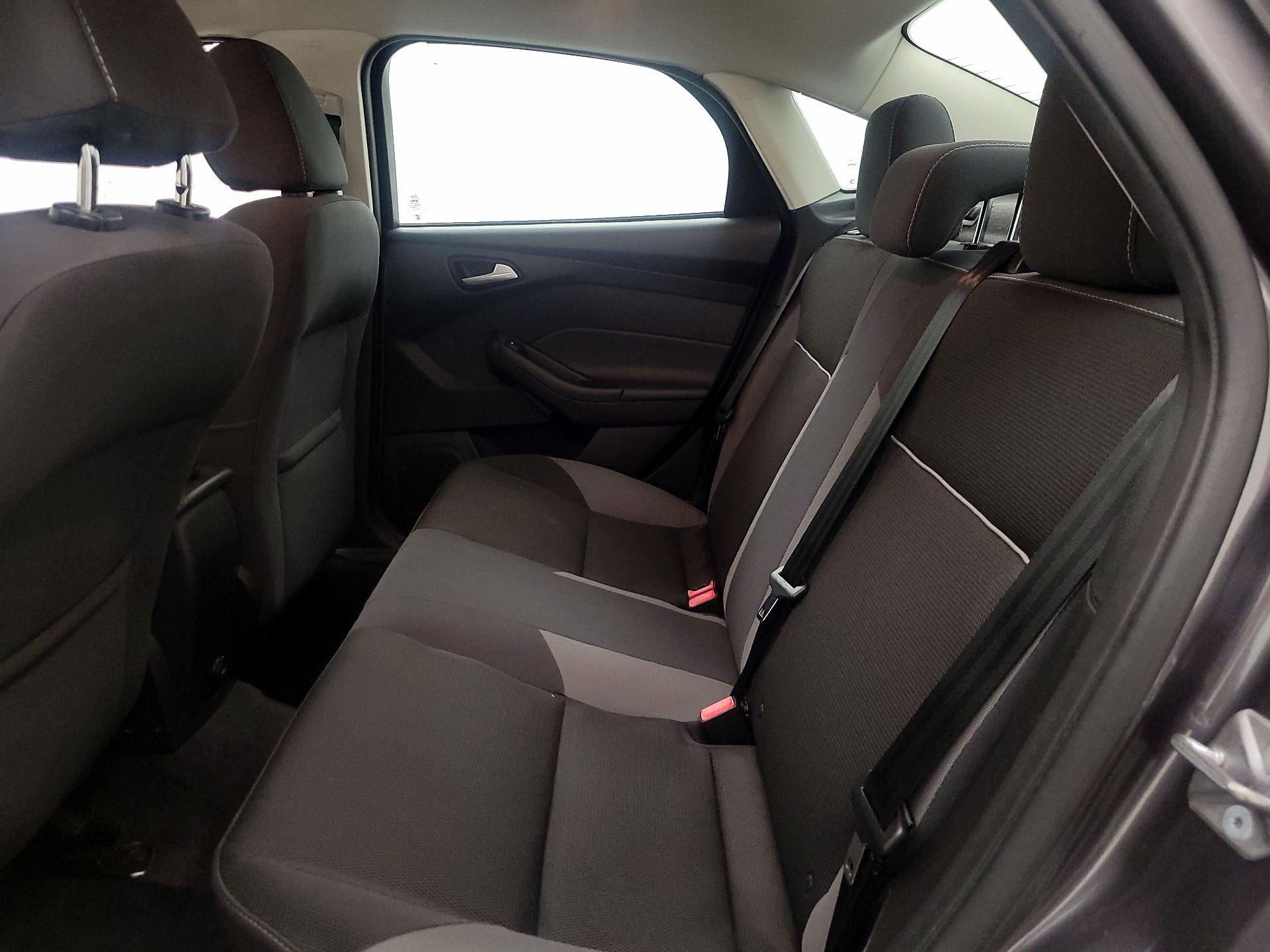 Thumbnail: 2014 Ford Focus - 18