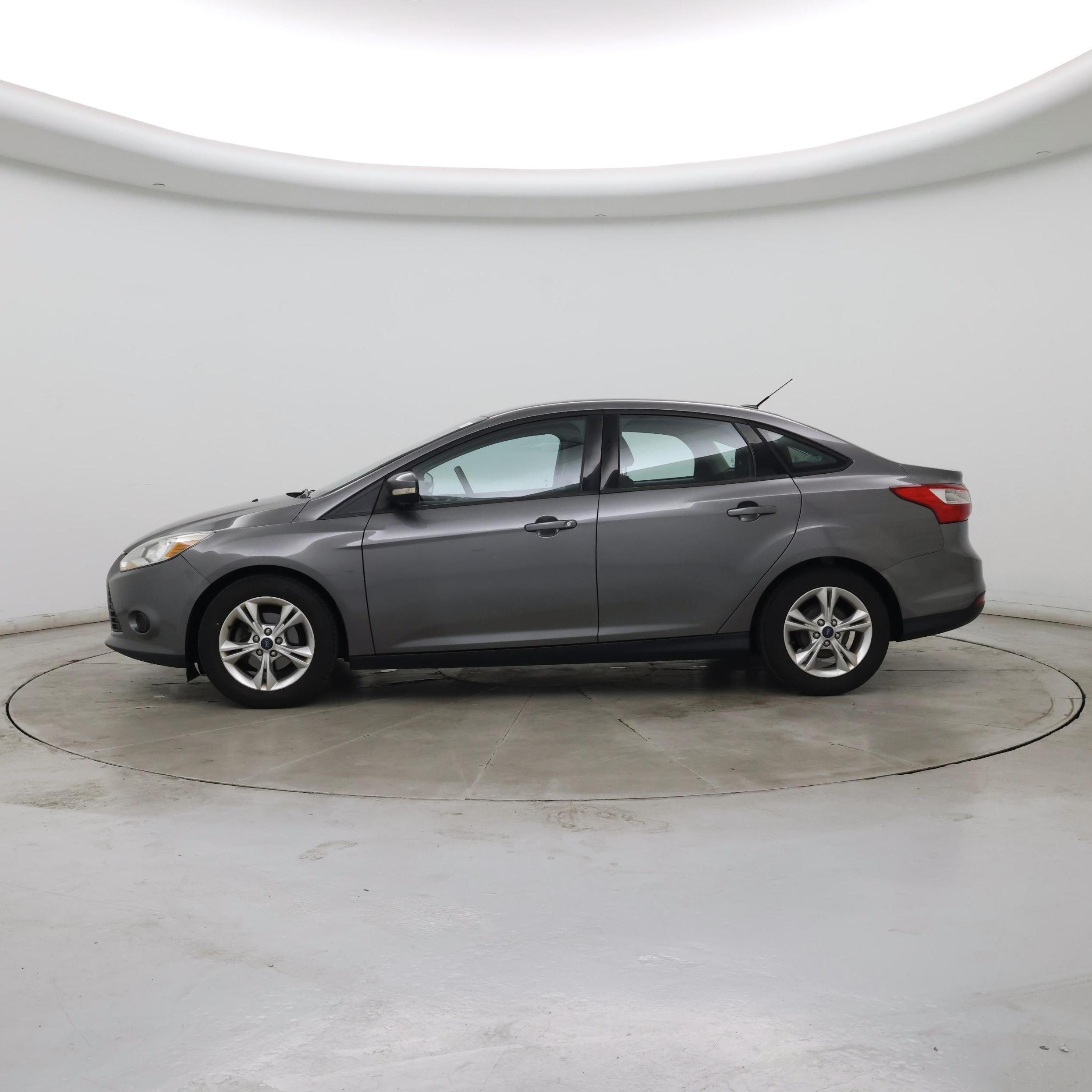 Thumbnail: 2014 Ford Focus - 3