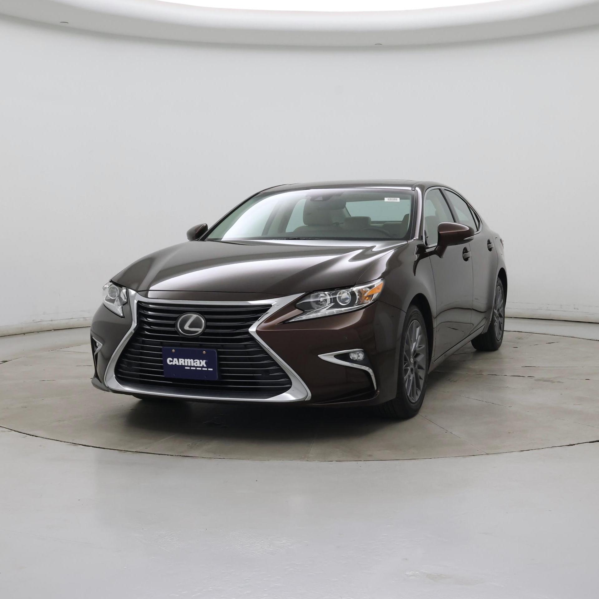 Thumbnail: 2018 Lexus ES - 4
