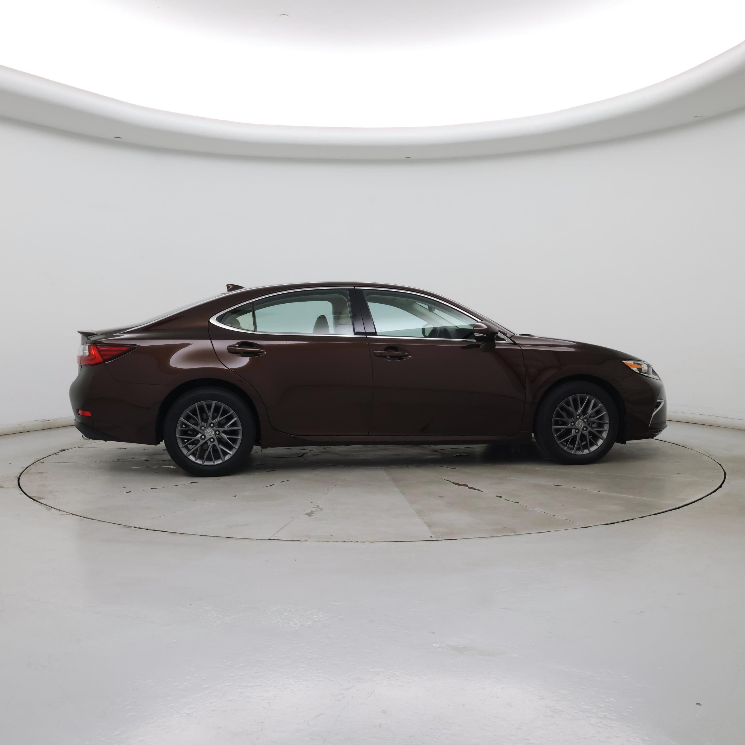 Thumbnail: 2018 Lexus ES - 7
